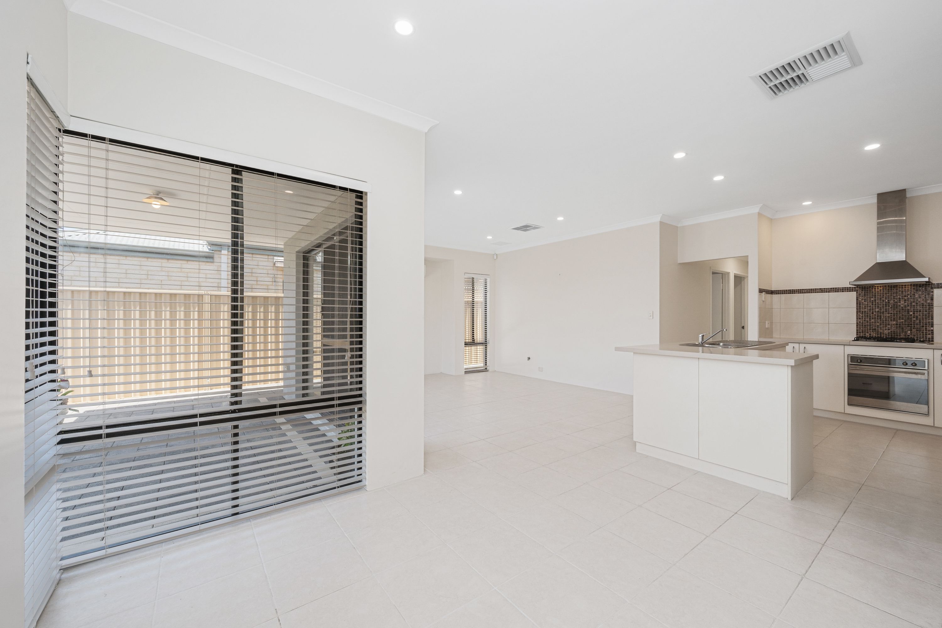 6 Cromarty Gardens, Canning Vale - Thumbnail 6