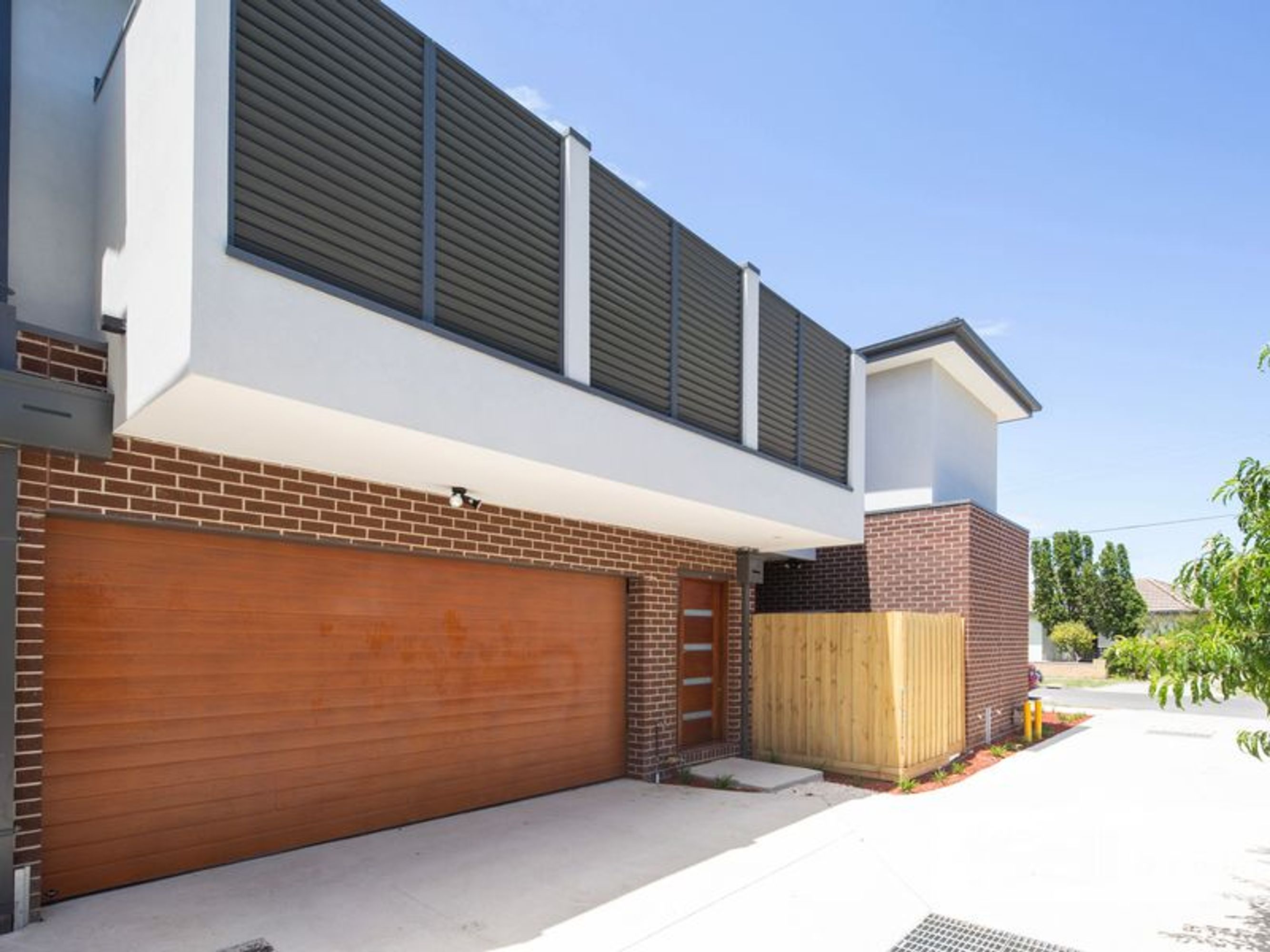 2/5 Union Grove