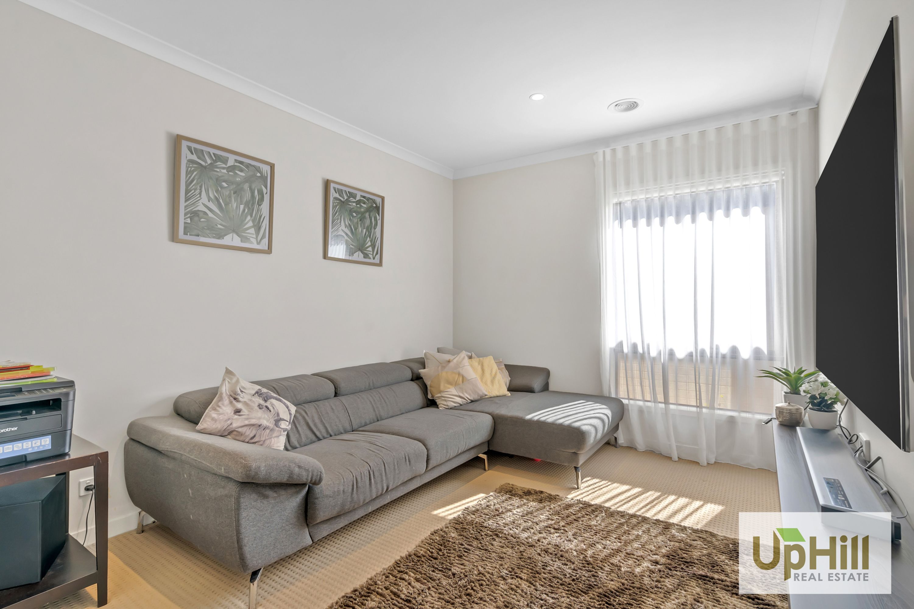 9 DAME AVENUE, Clyde North - Thumbnail 5