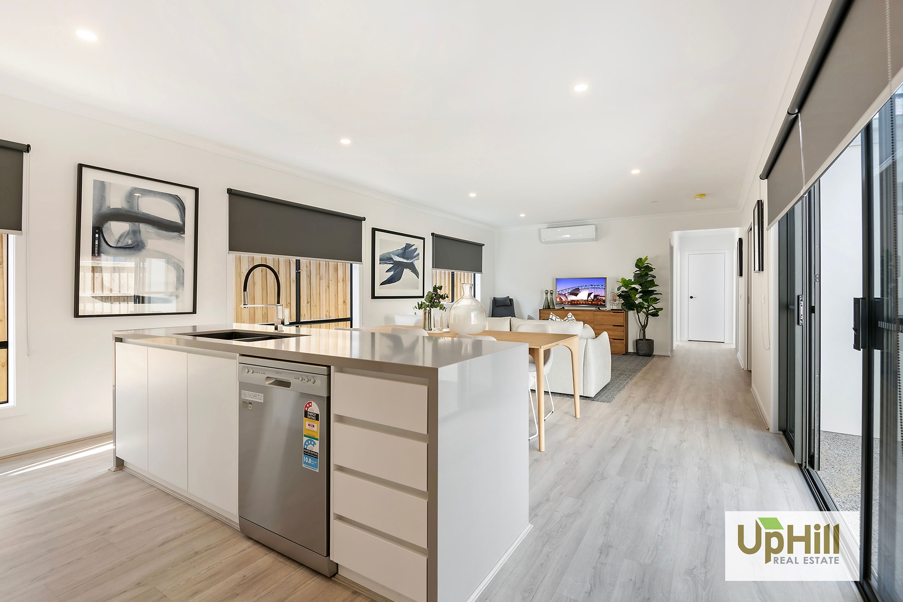 7 Exmoor Crescent, Clyde North - Thumbnail 5