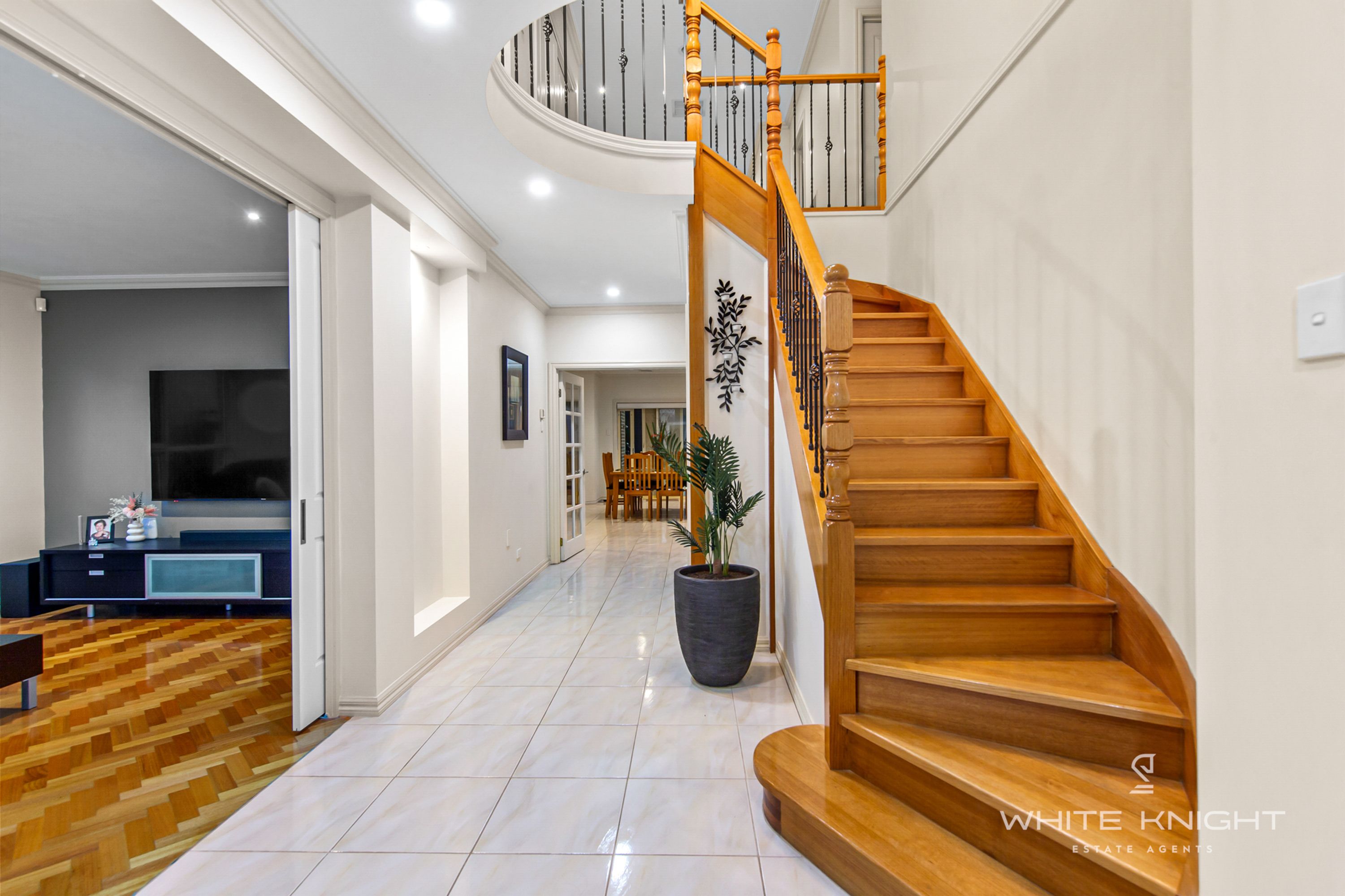 16 Brunswick Place, Taylors Hill VIC 3037, Taylors Hill - Thumbnail 4