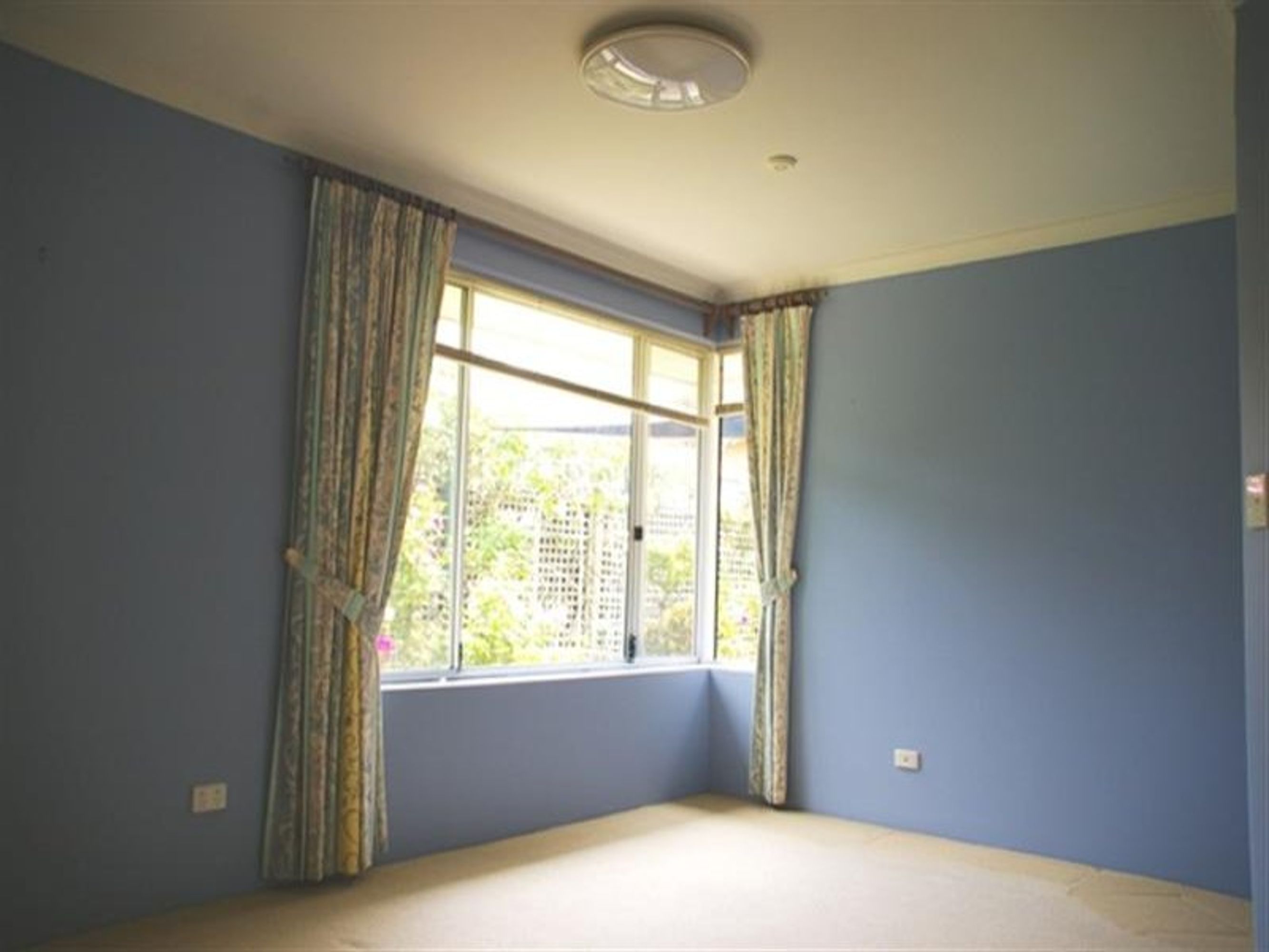 15 Honeyeater Circle, Wembley, WA 6014, Subiaco - Thumbnail 6