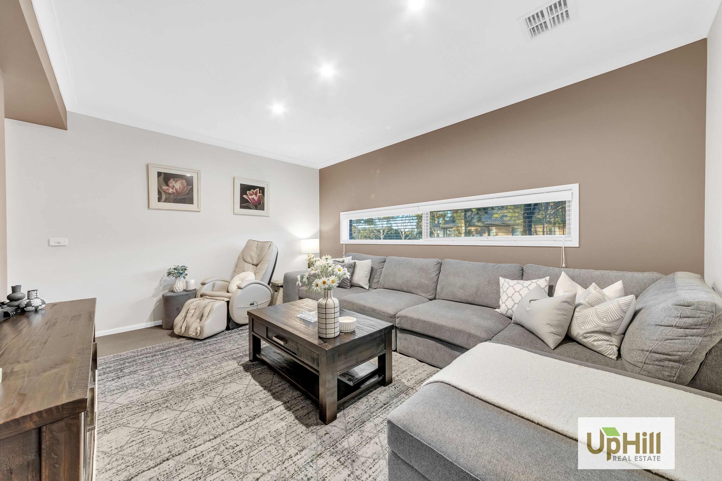 13 Murgese Circuit, Clyde North - Thumbnail 5