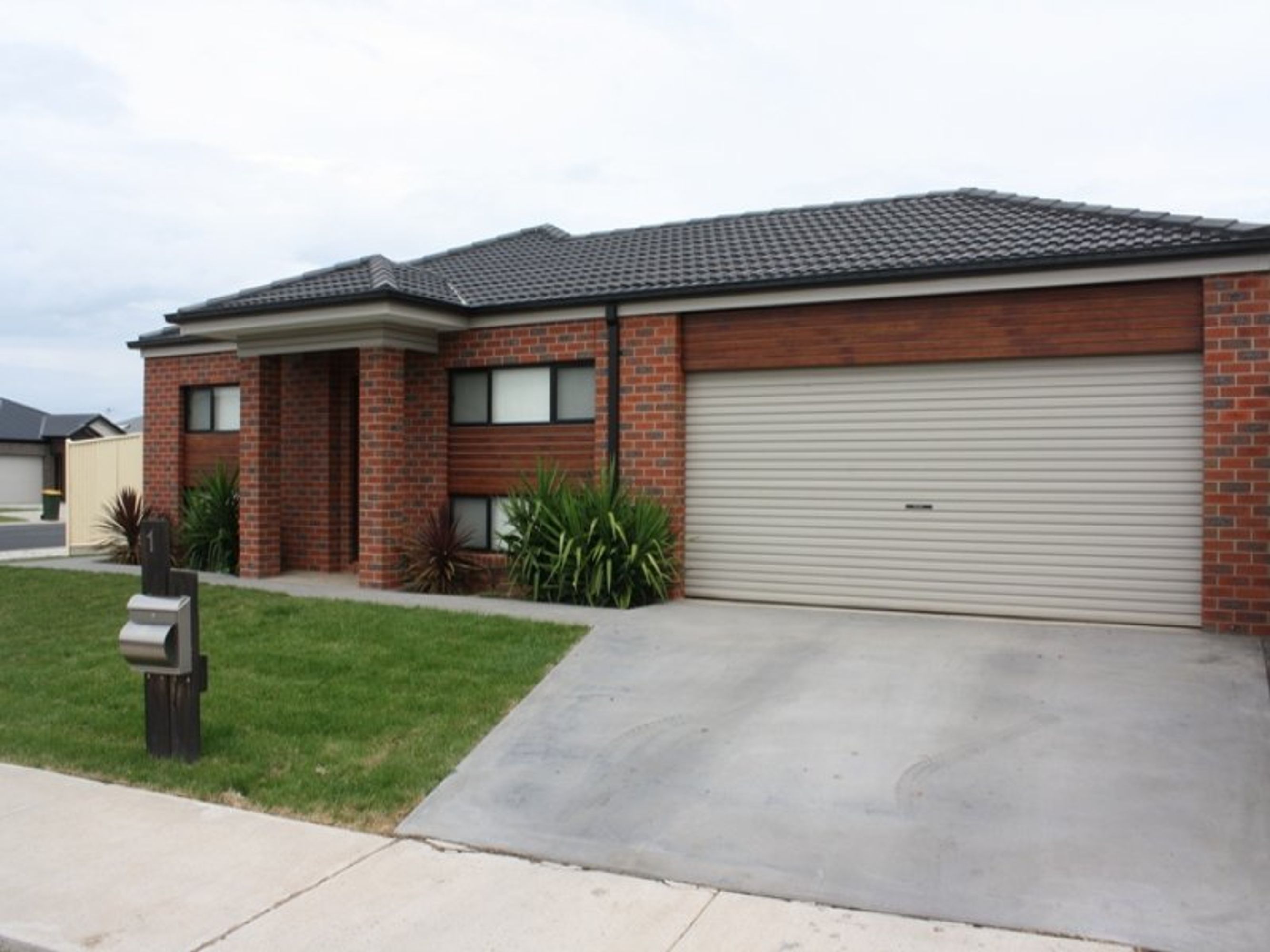 1 Thornley Street, Horsham VIC 3400, Horsham - Thumbnail 2