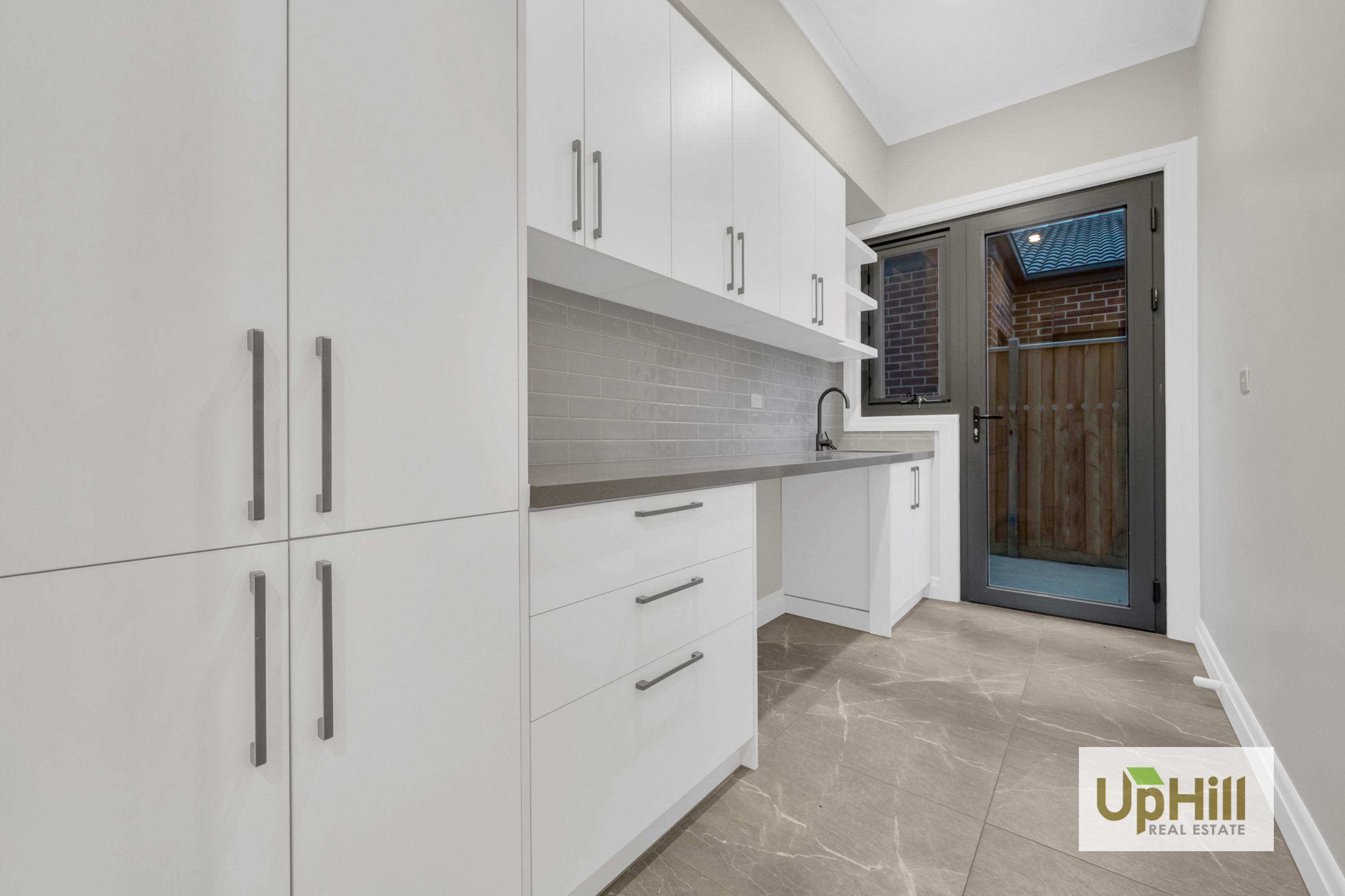 36 Gallant Drive, Clyde North - Thumbnail 6