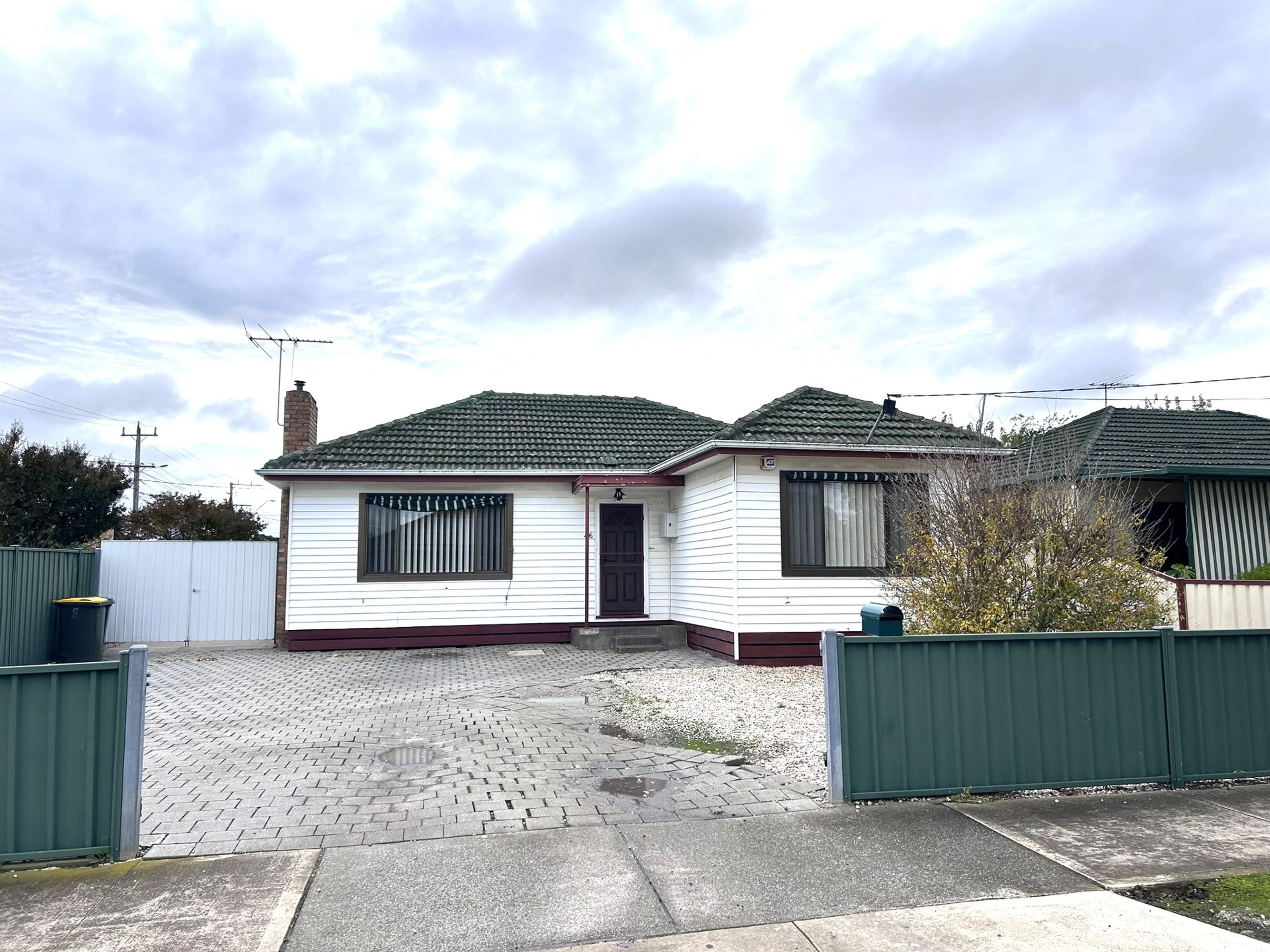 1/46 Sandford Avenue, Sunshine North - Thumbnail 2