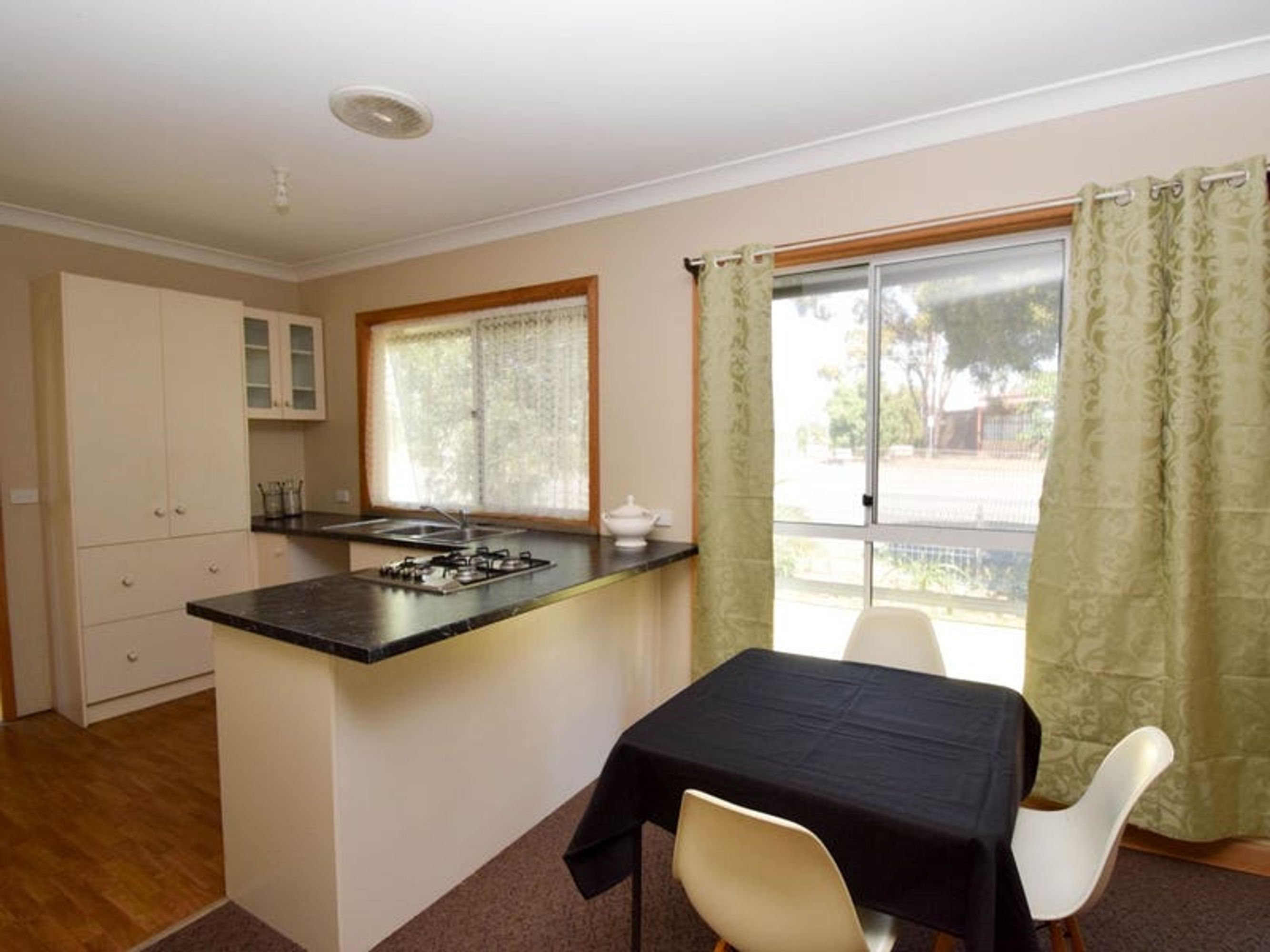 11 Greta Road, wangaratta, Wangaratta - Thumbnail 2