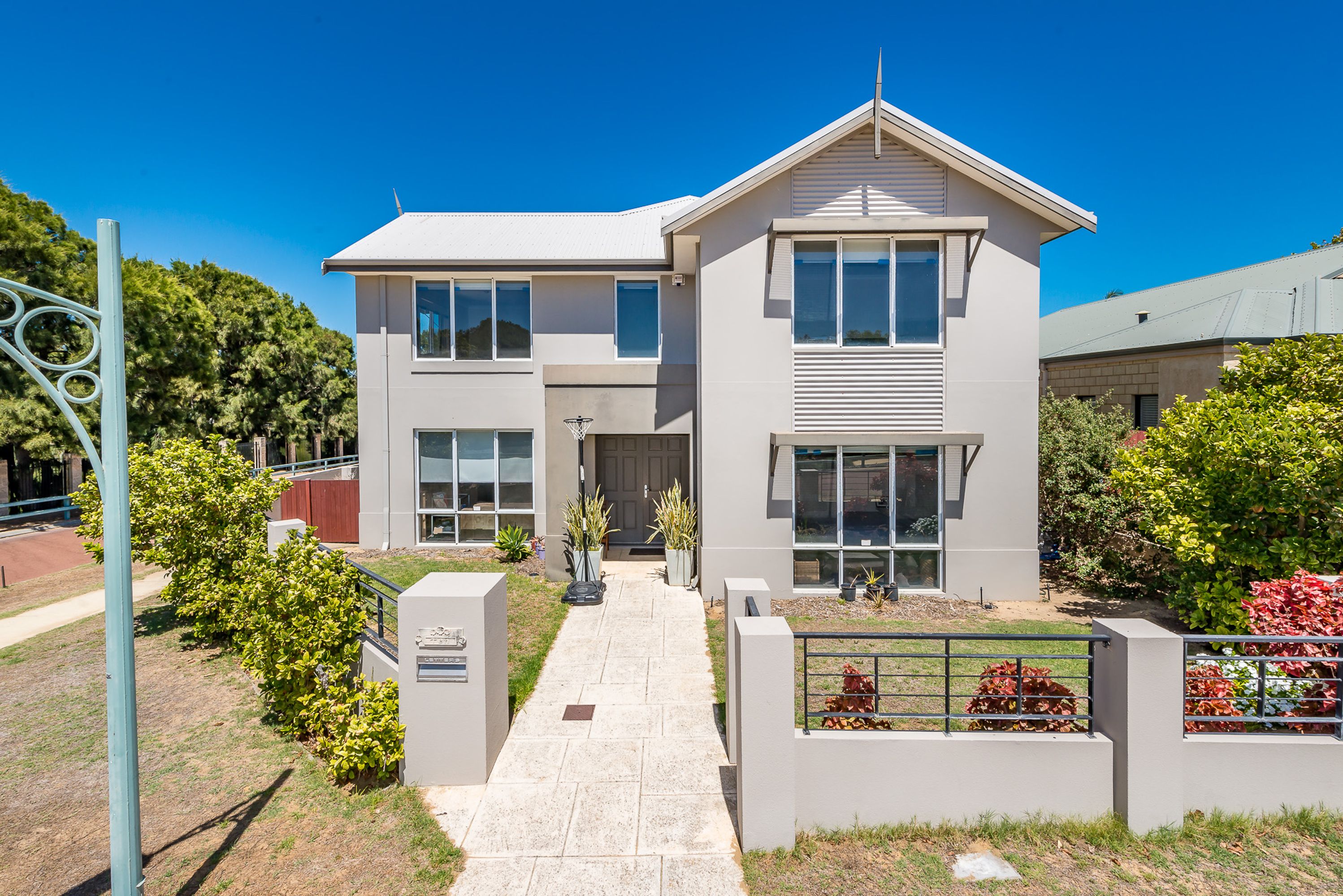 10 Moonflight Crescent, Iluka - Thumbnail 3