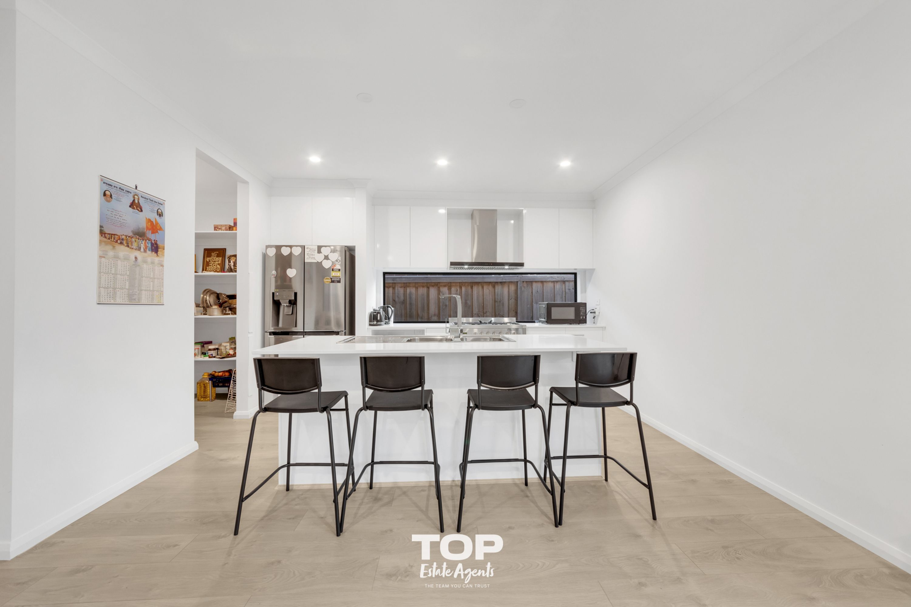 22 Ironstone Street, Cranbourne East - Thumbnail 3