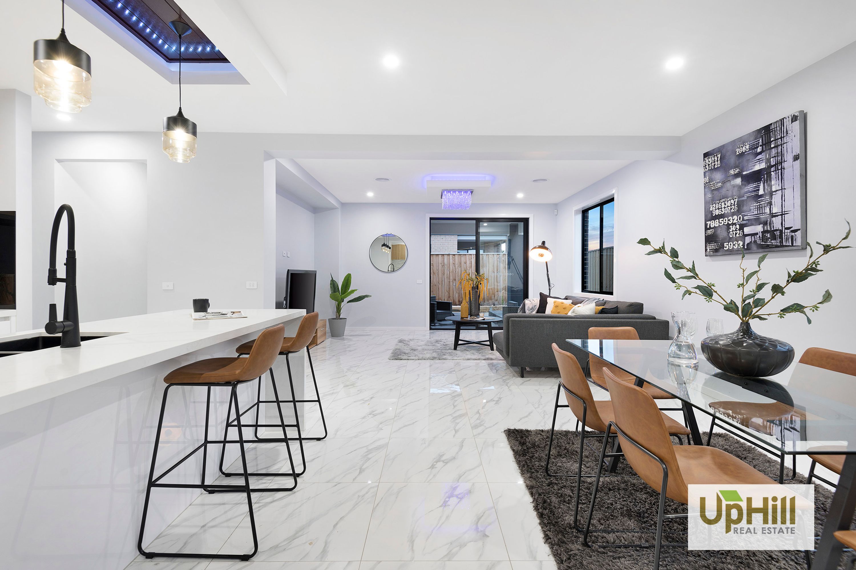 3 Ovens Place, Clyde North - Thumbnail 5