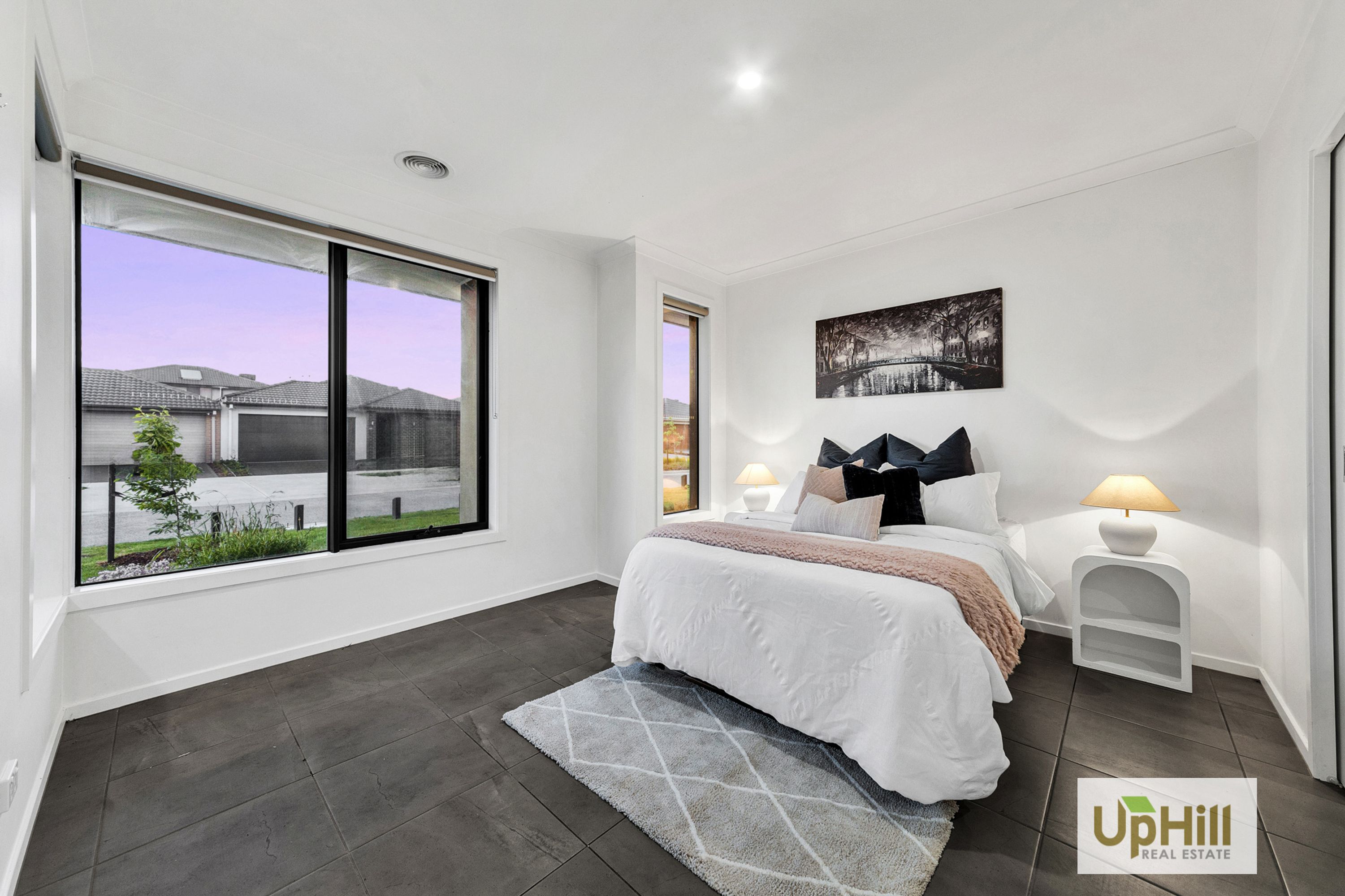 10 Creative Avenue, Clyde North - Thumbnail 2