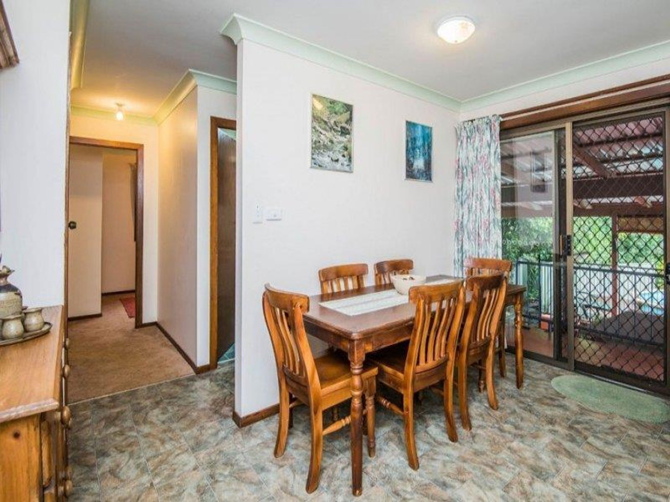 8 Sunset Drive, Junction Hill - Thumbnail 8