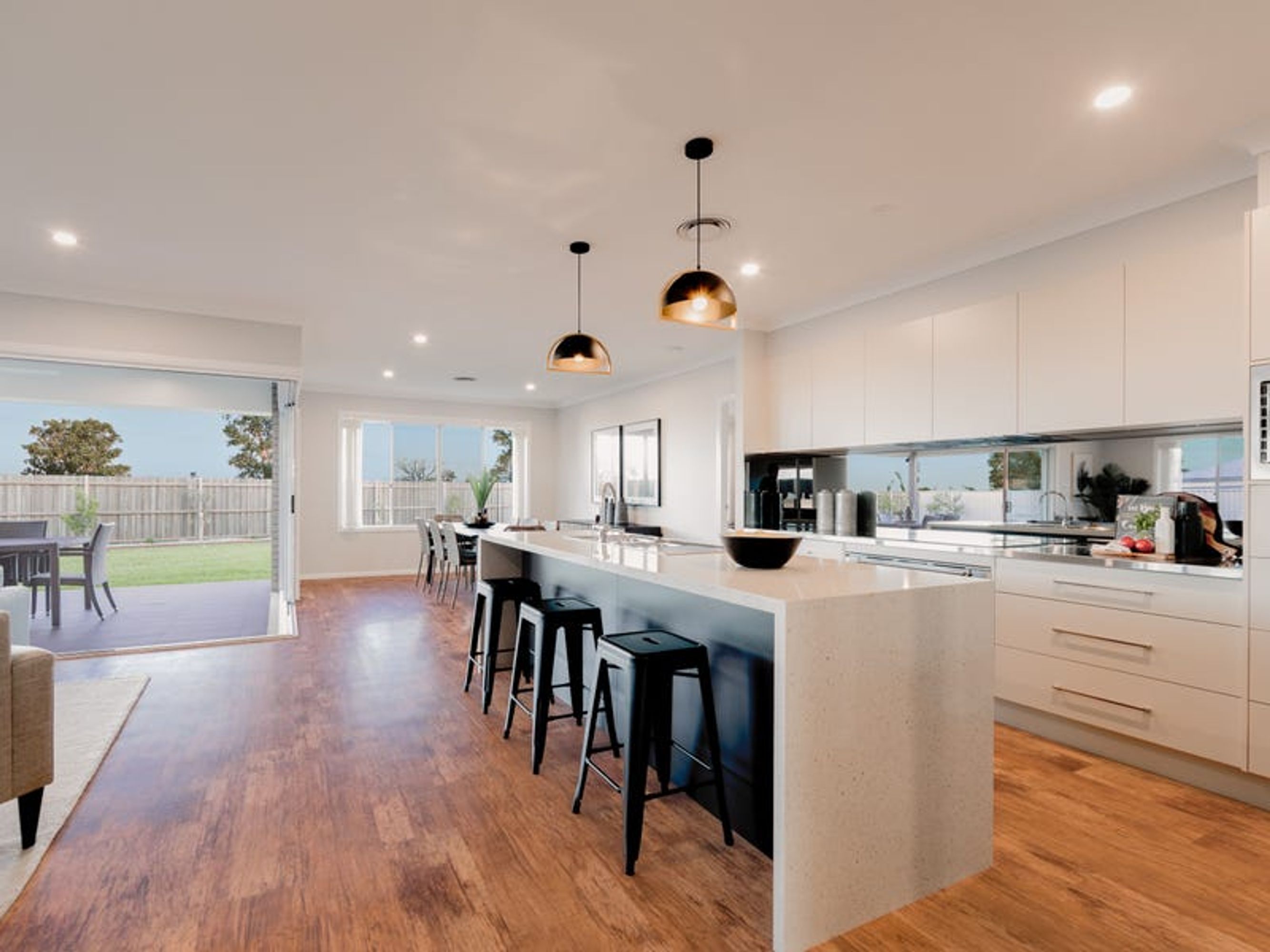 14 Attwater Close, Junction Hill - Thumbnail 3