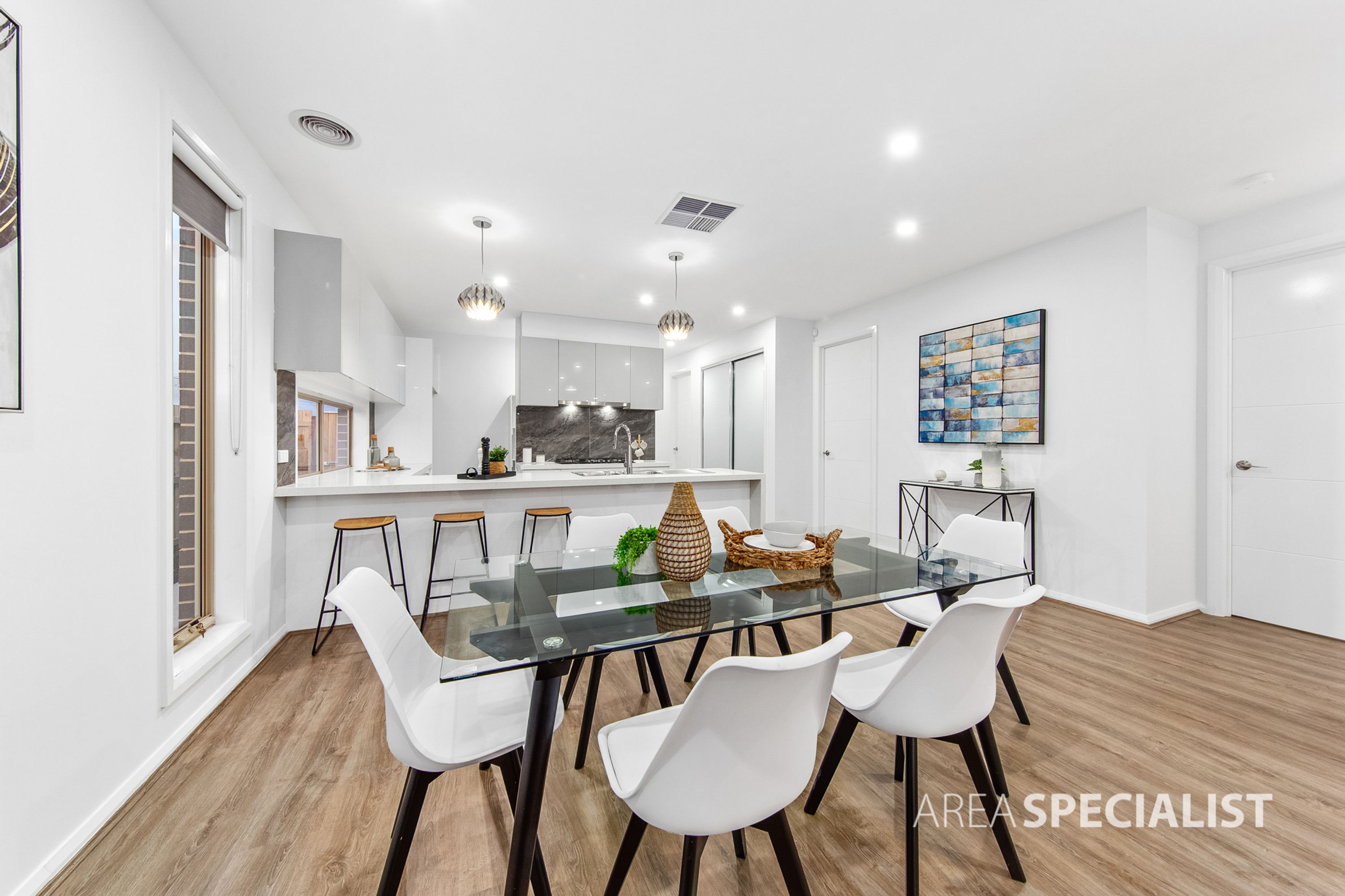 17 Crown Drive, Fraser Rise VIC 3336, Fraser Rise - Thumbnail 7