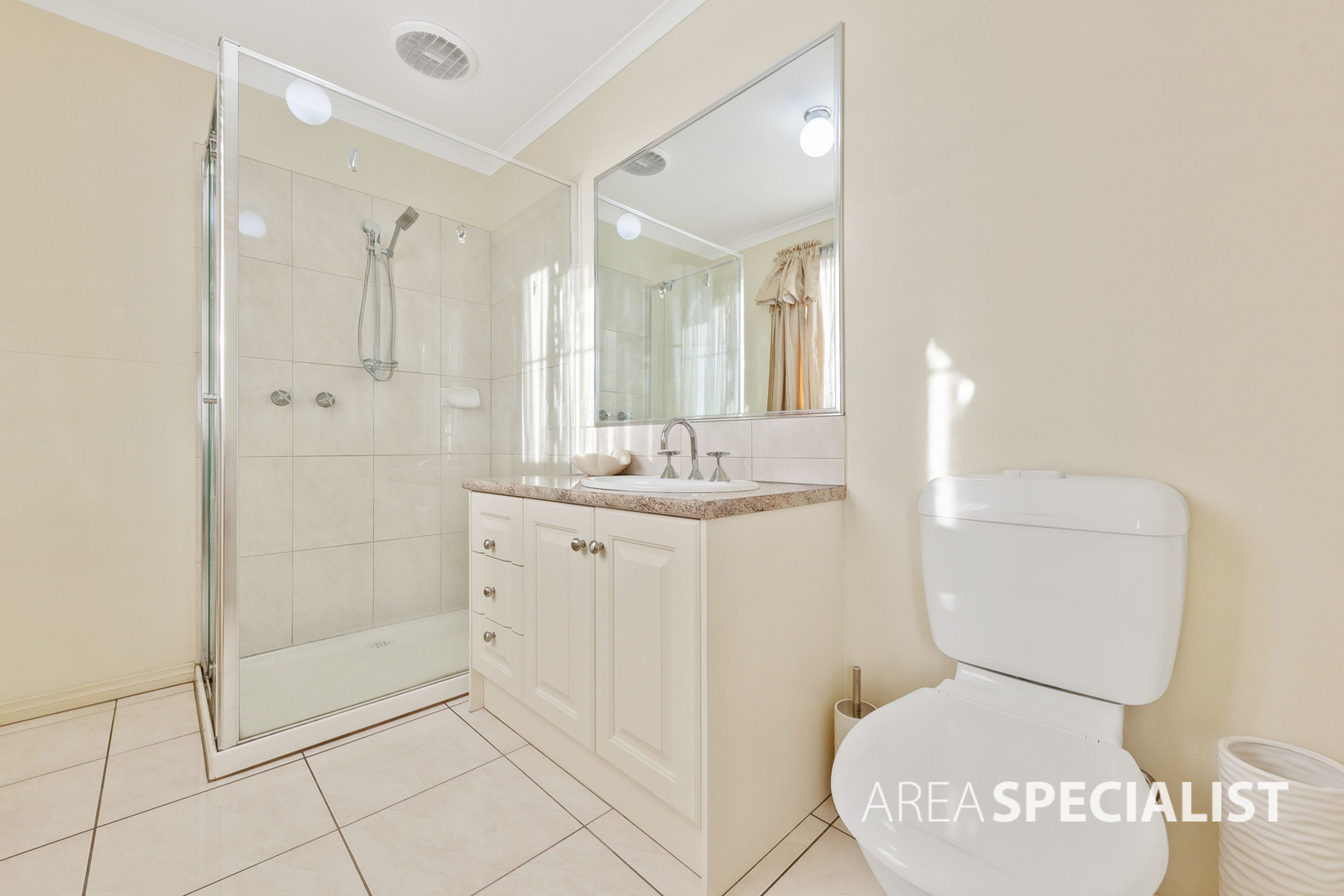 10 Faddie Street, Cairnlea VIC 3023, Cairnlea - Thumbnail 8