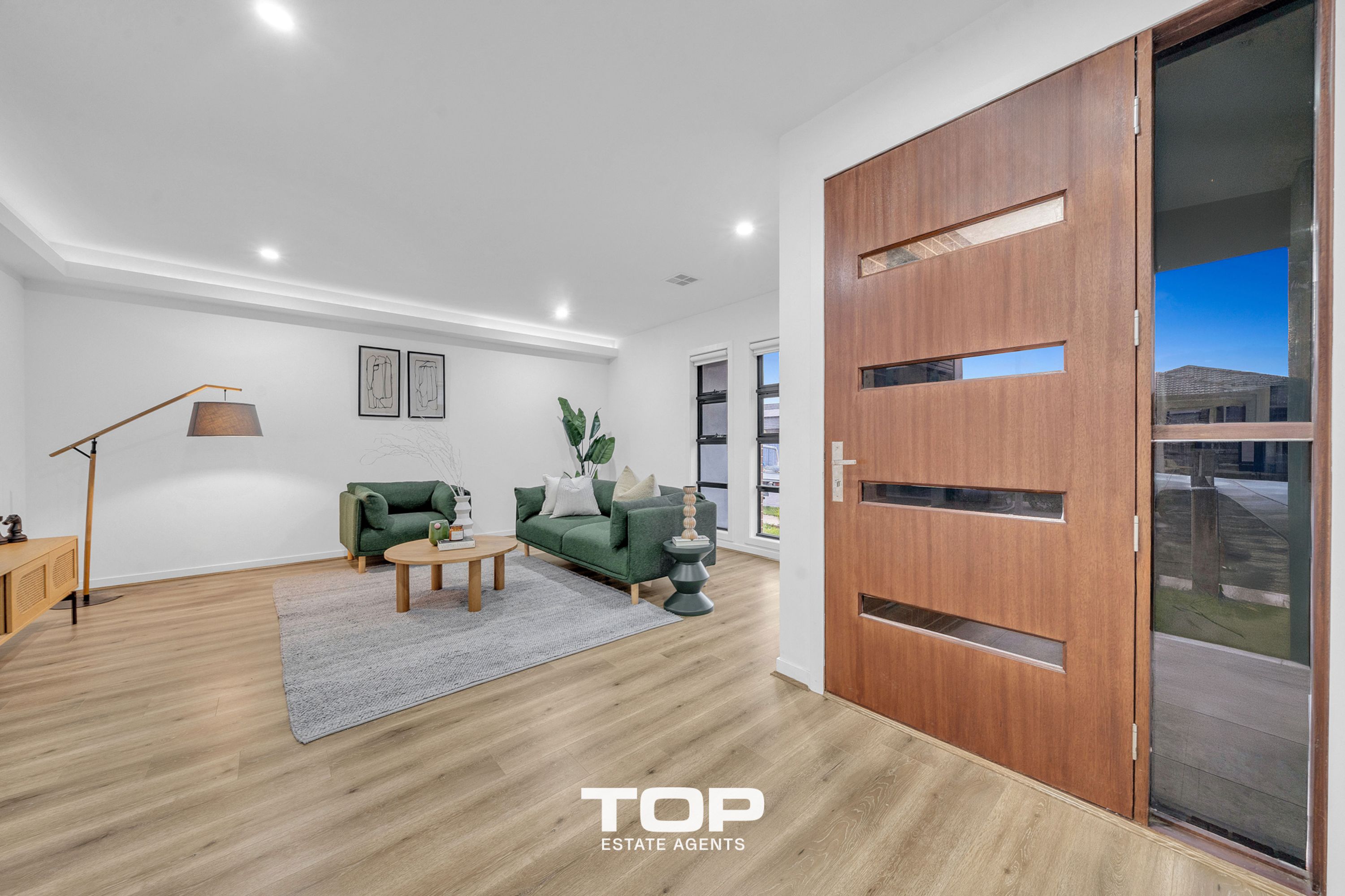 38 Bernardins St, Clyde North - Thumbnail 4