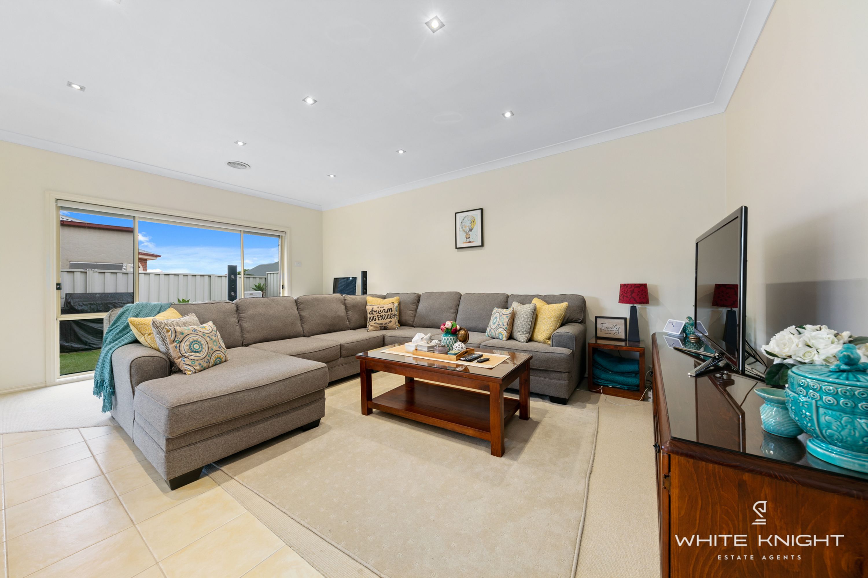65 Grampians Way, Caroline Springs VIC 3023, Caroline Springs - Thumbnail 3