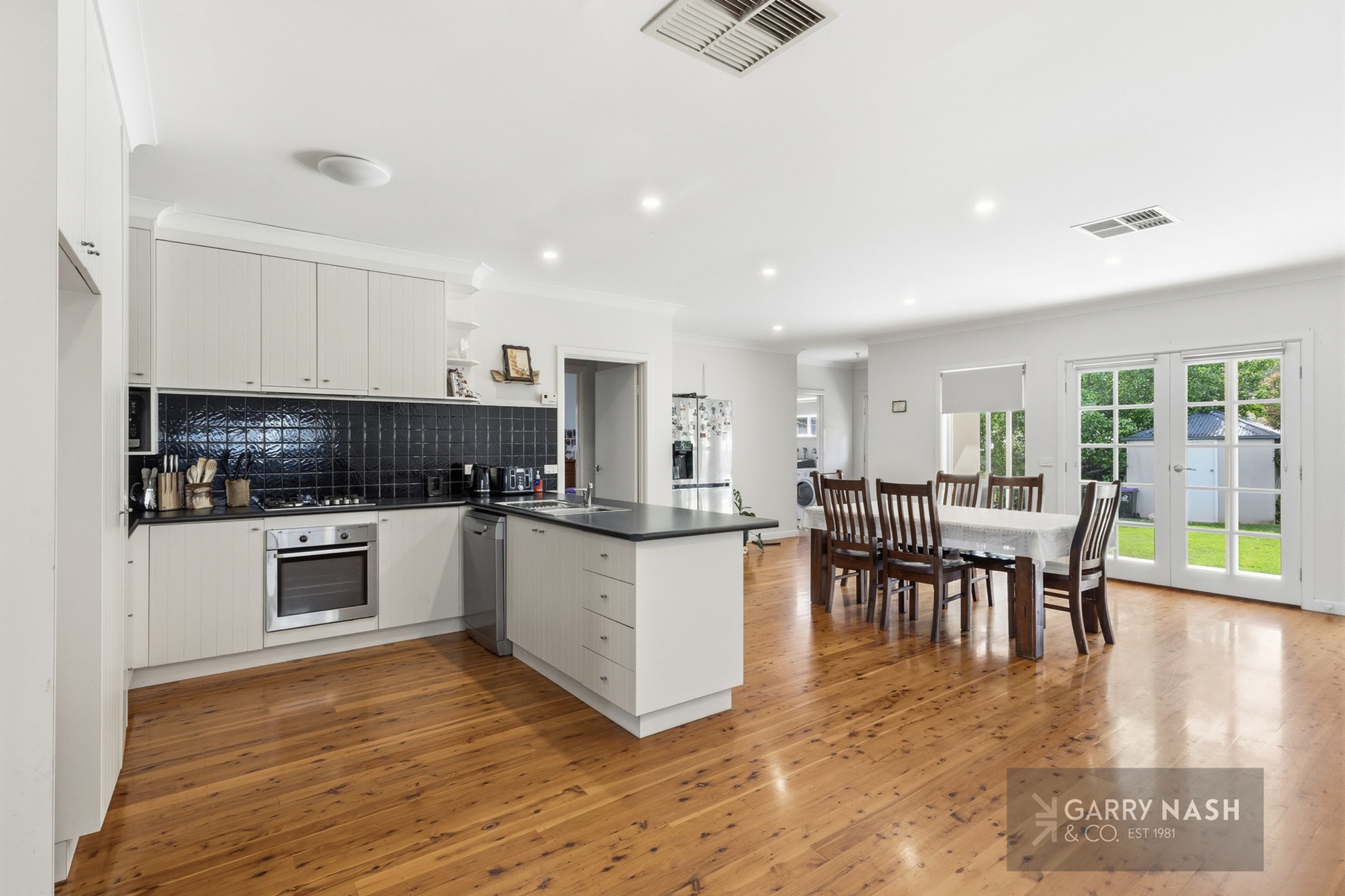 52 Murdoch Road, wangaratta, Wangaratta - Thumbnail 2