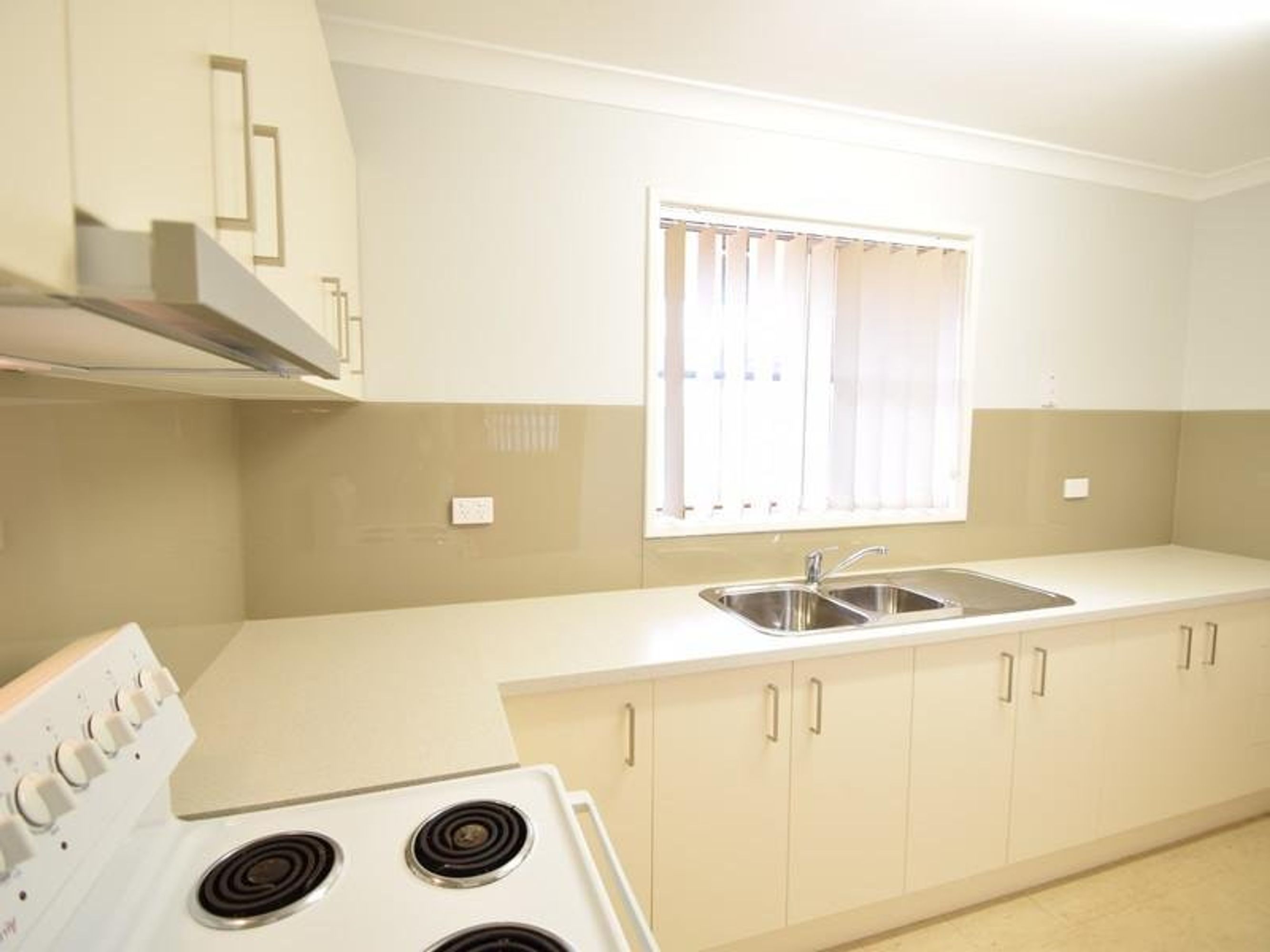 12 Bottlebrush Crescent, South Hedland, WA 6722, South Hedland - Thumbnail 2