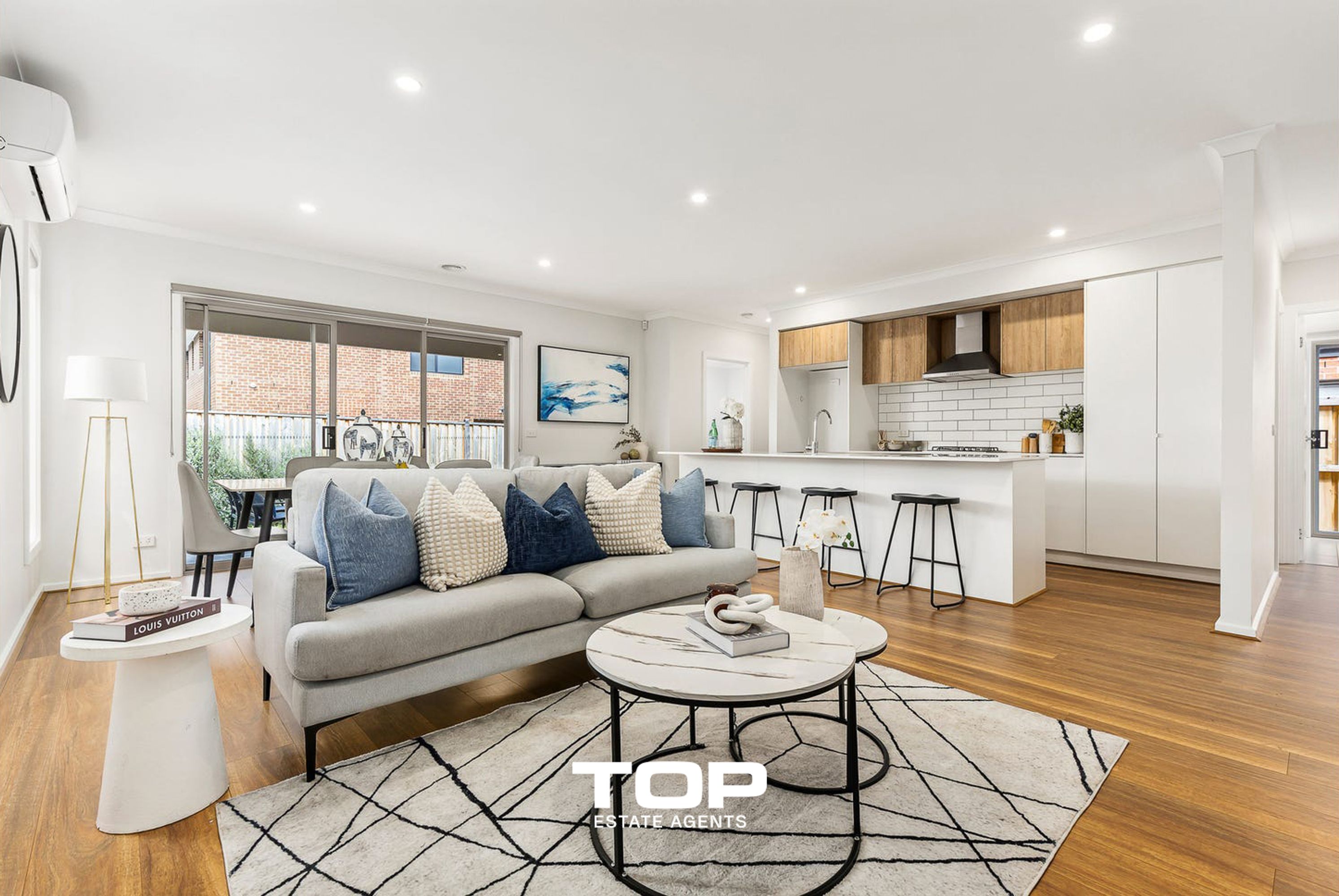 34 Prado Avenue, Clyde North - Thumbnail 3