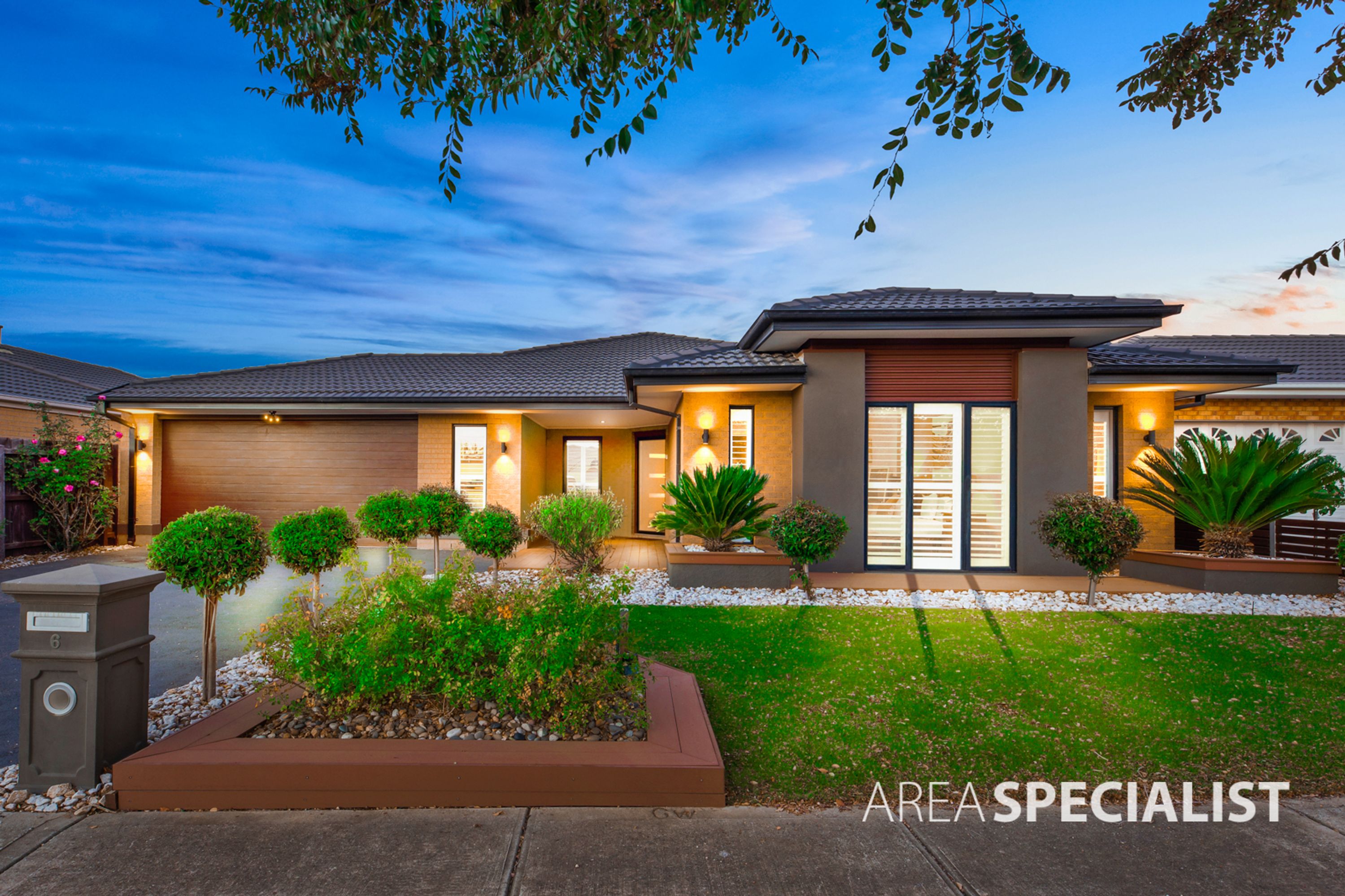 6 Omarama Way, Taylors Hill VIC 3037, Taylors Hill - Thumbnail 2