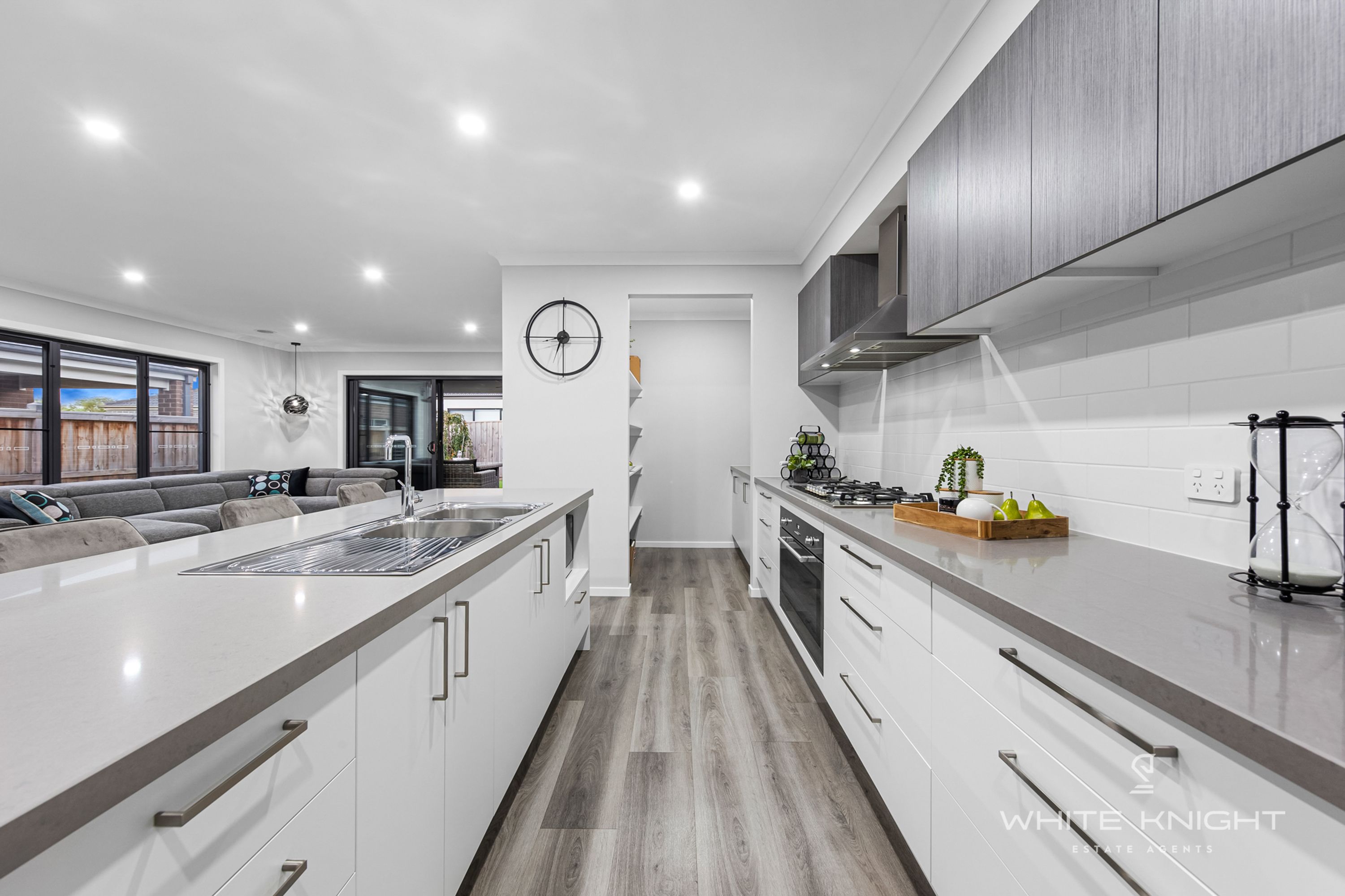 14 Topiary Road, Deanside VIC 3336, Bonnie Brook - Thumbnail 4