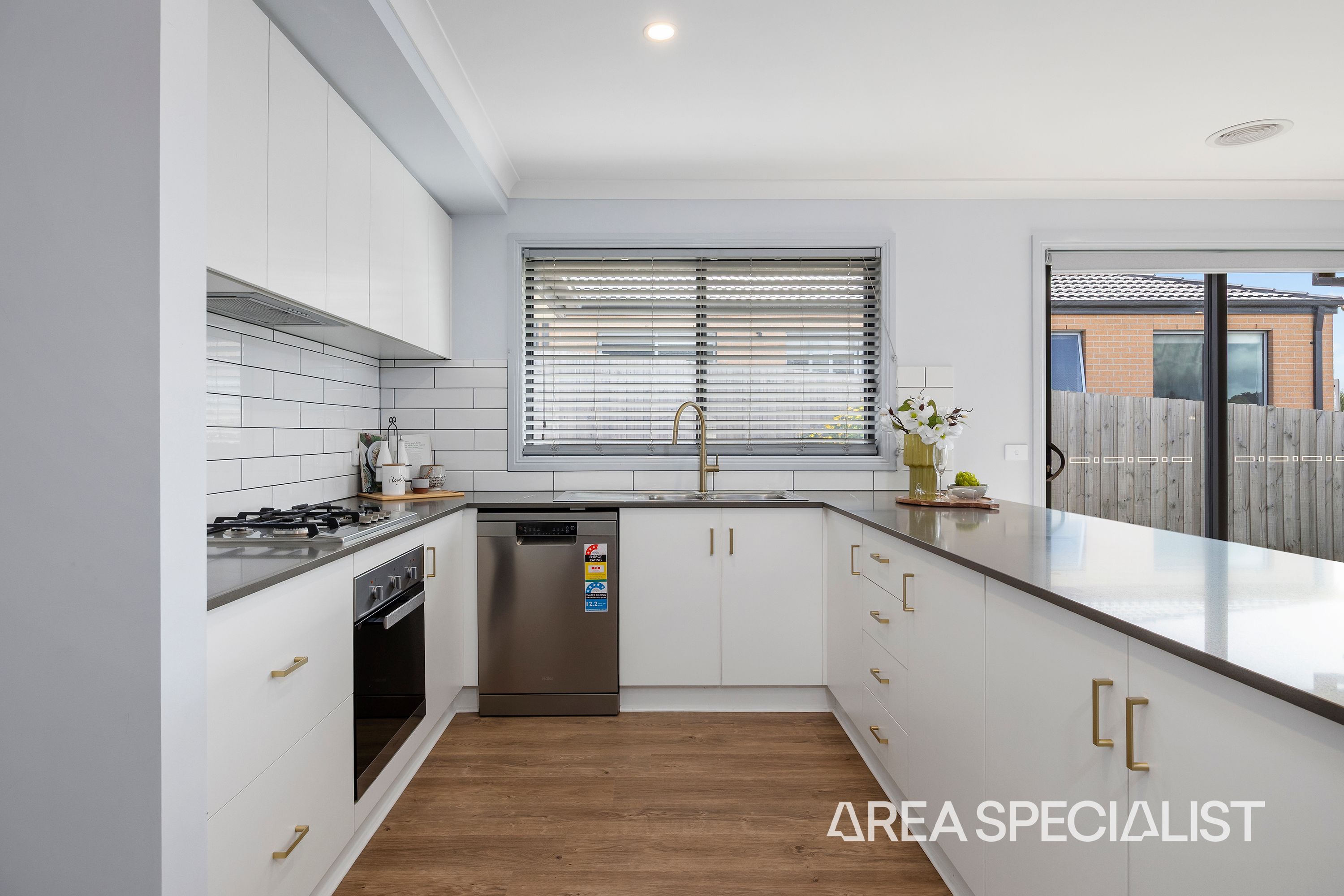 69 Isabella Boulevard, Korumburra - Thumbnail 3