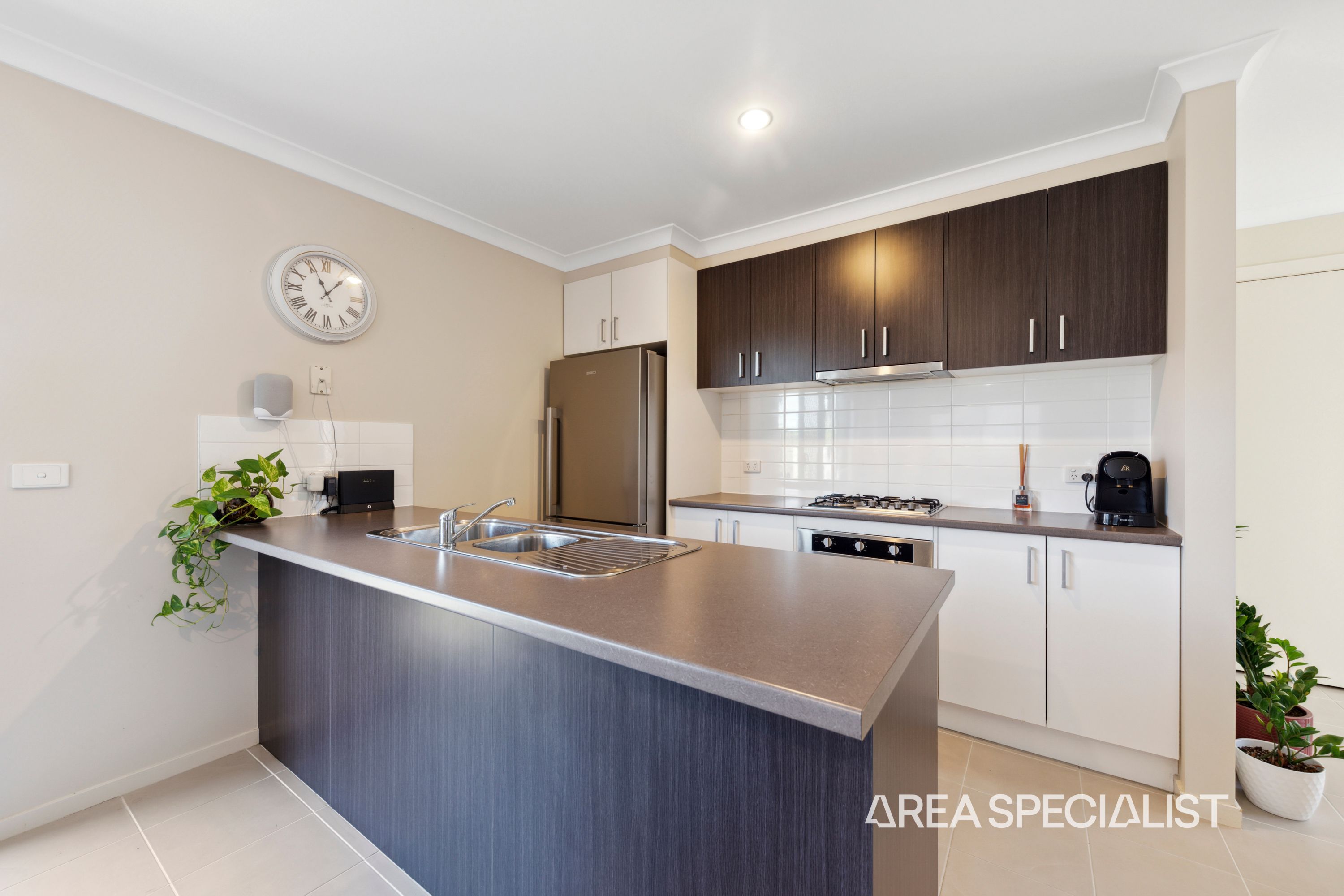 6/76 Murphy Road, Pakenham - Thumbnail 3