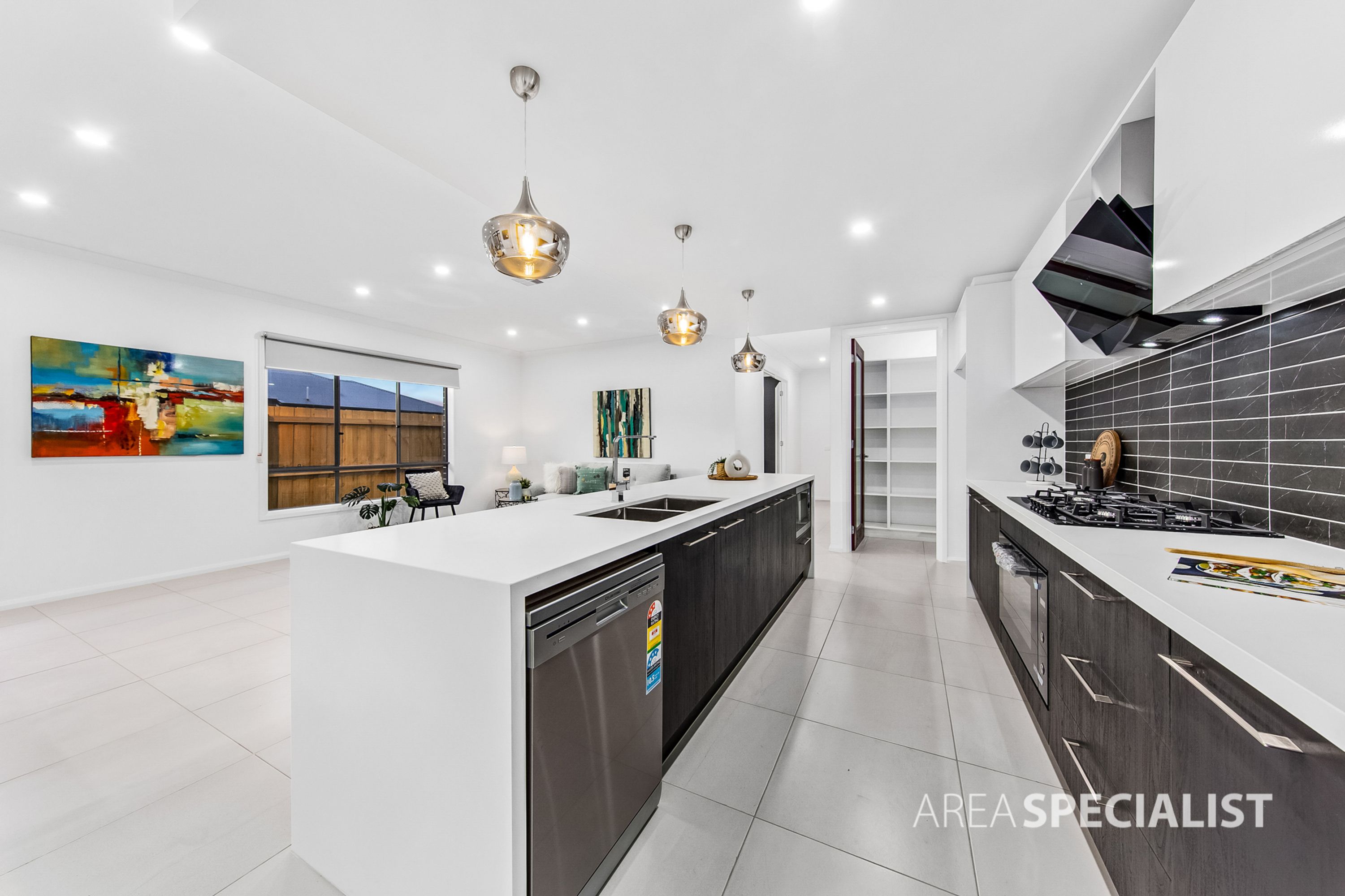 5 Rosemary Avenue, Aintree VIC 3336, Aintree - Thumbnail 7