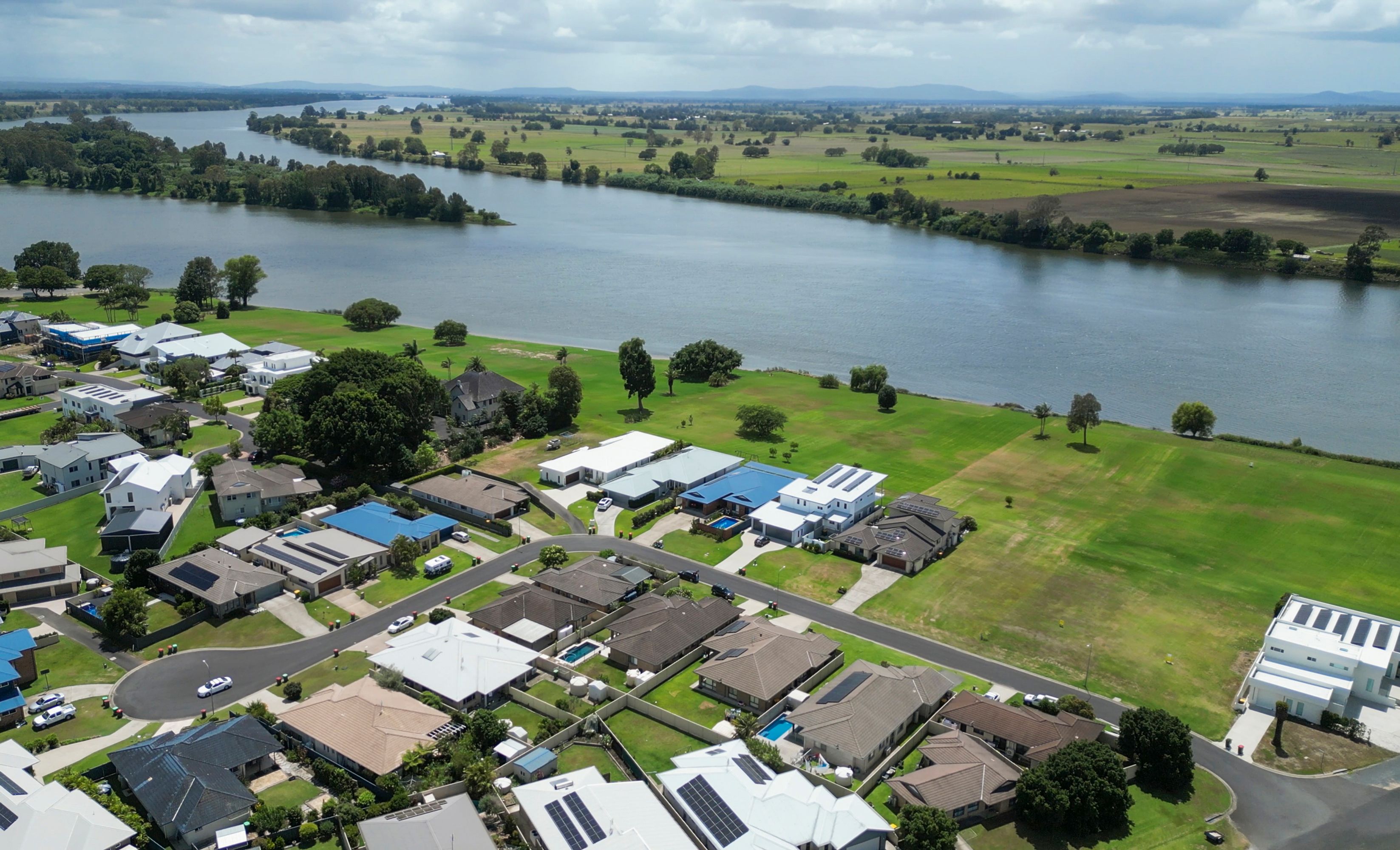 5 Mark Close, Grafton - Thumbnail 4