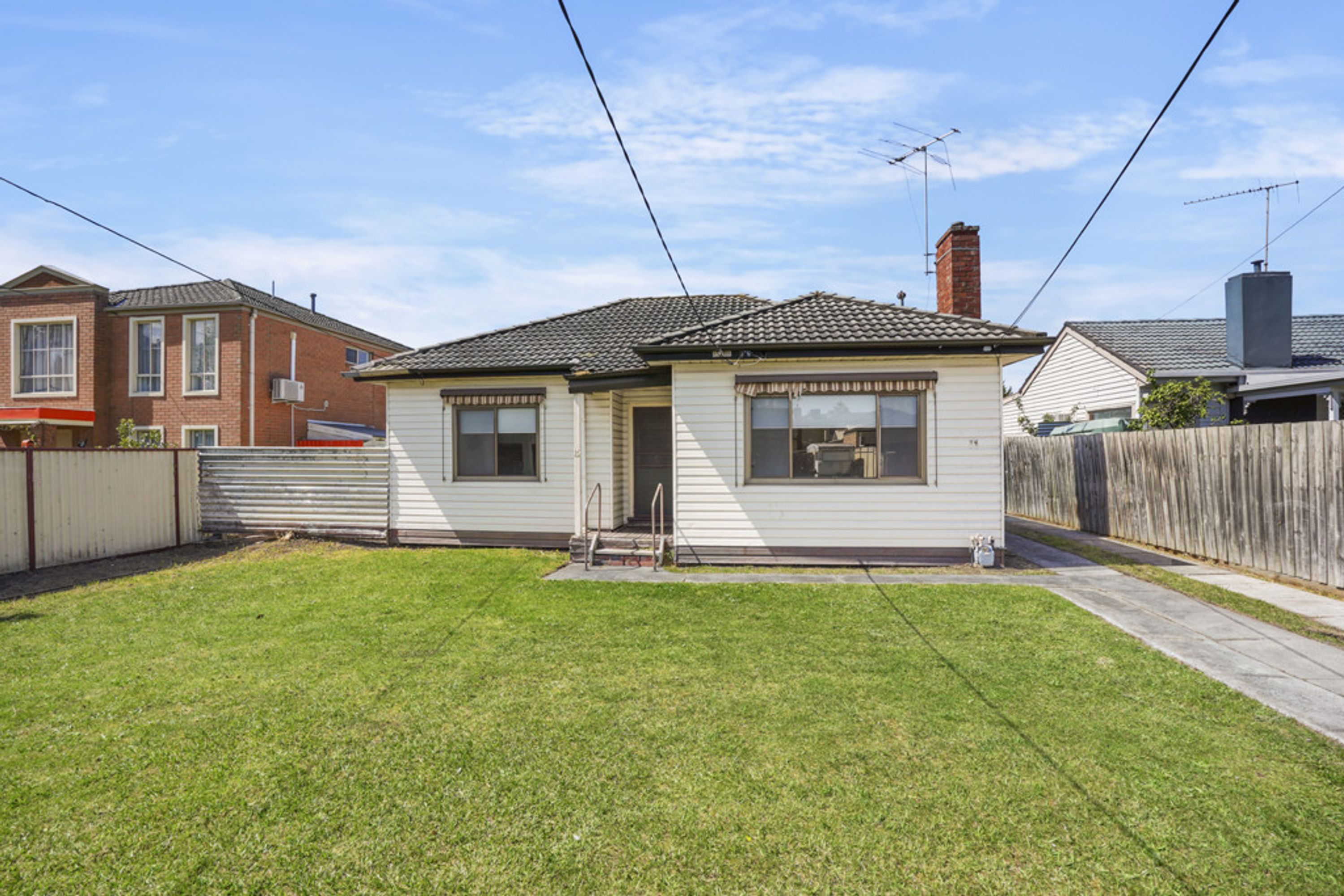 15 Ericksen Street