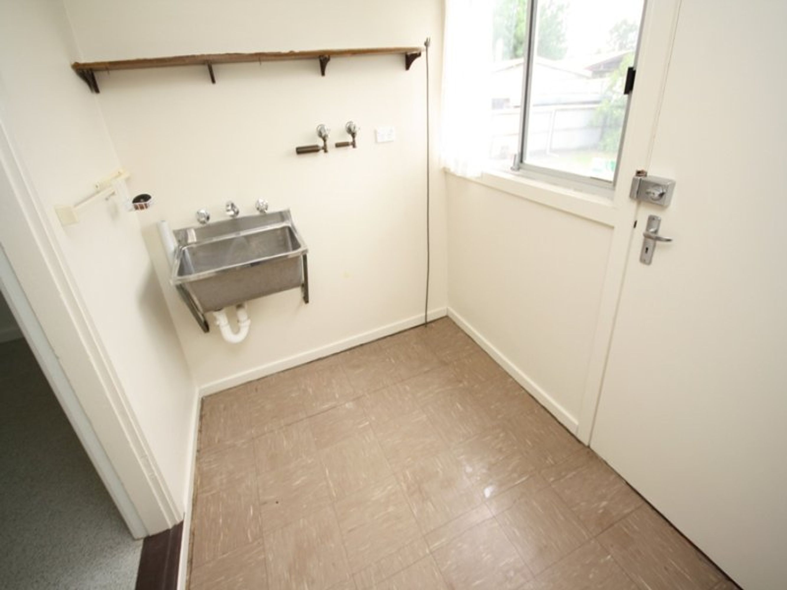 14 Philip Street, Horsham VIC 3400, Horsham - Thumbnail 6
