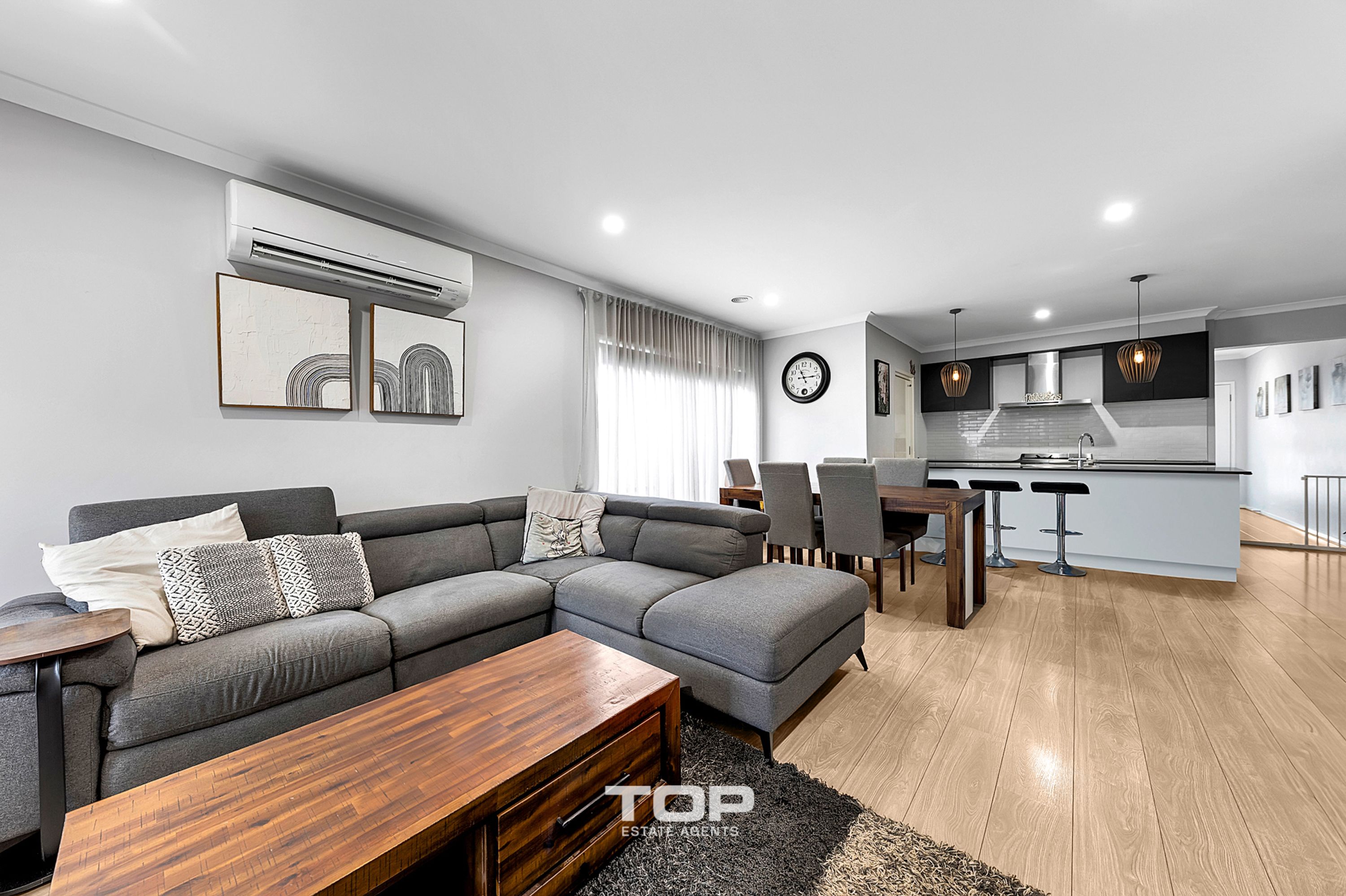 9 Seahawk Crescent, Clyde North - Thumbnail 6