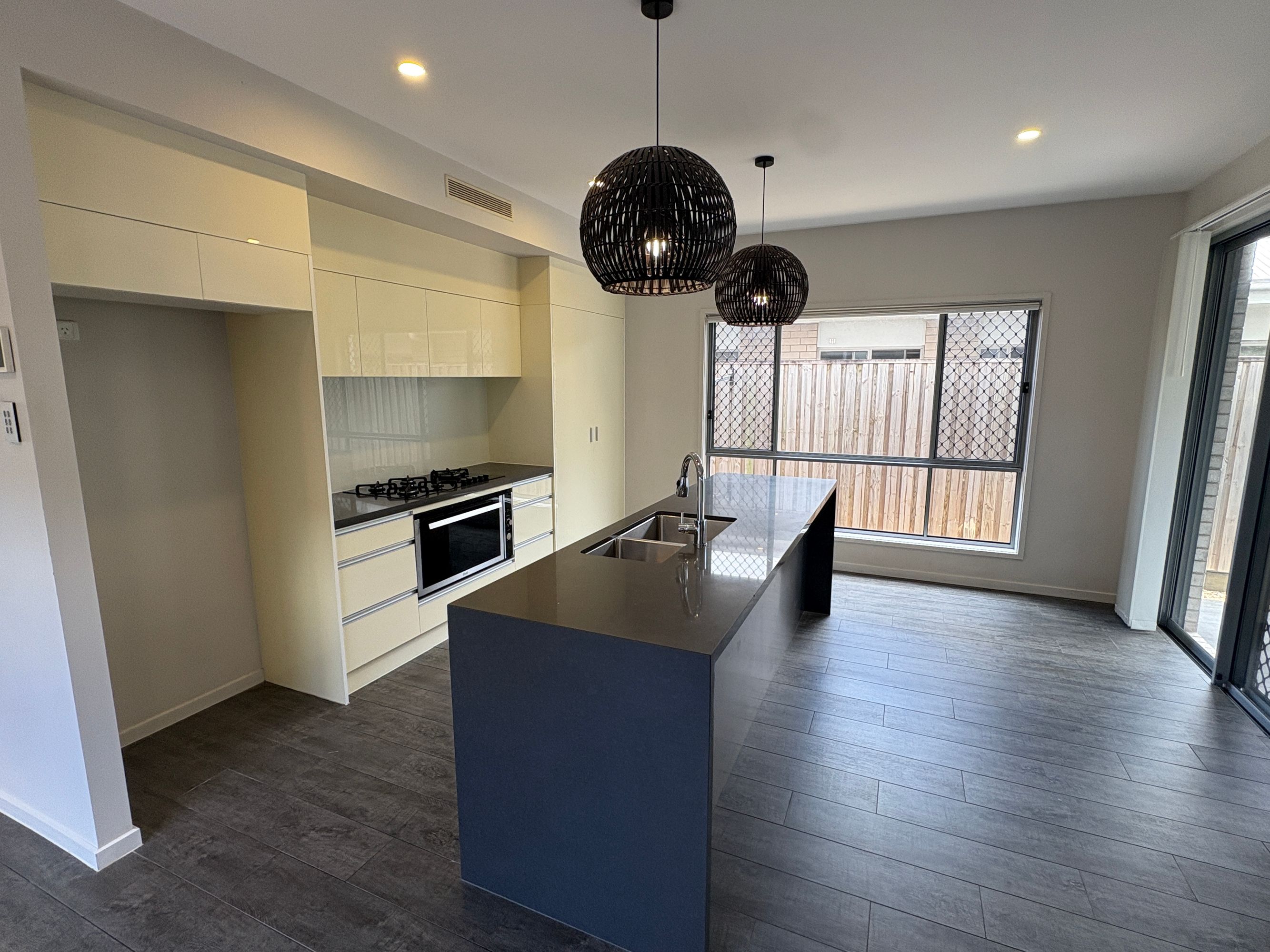 22 Flinders Circuit, Fitzgibbon - Thumbnail 4