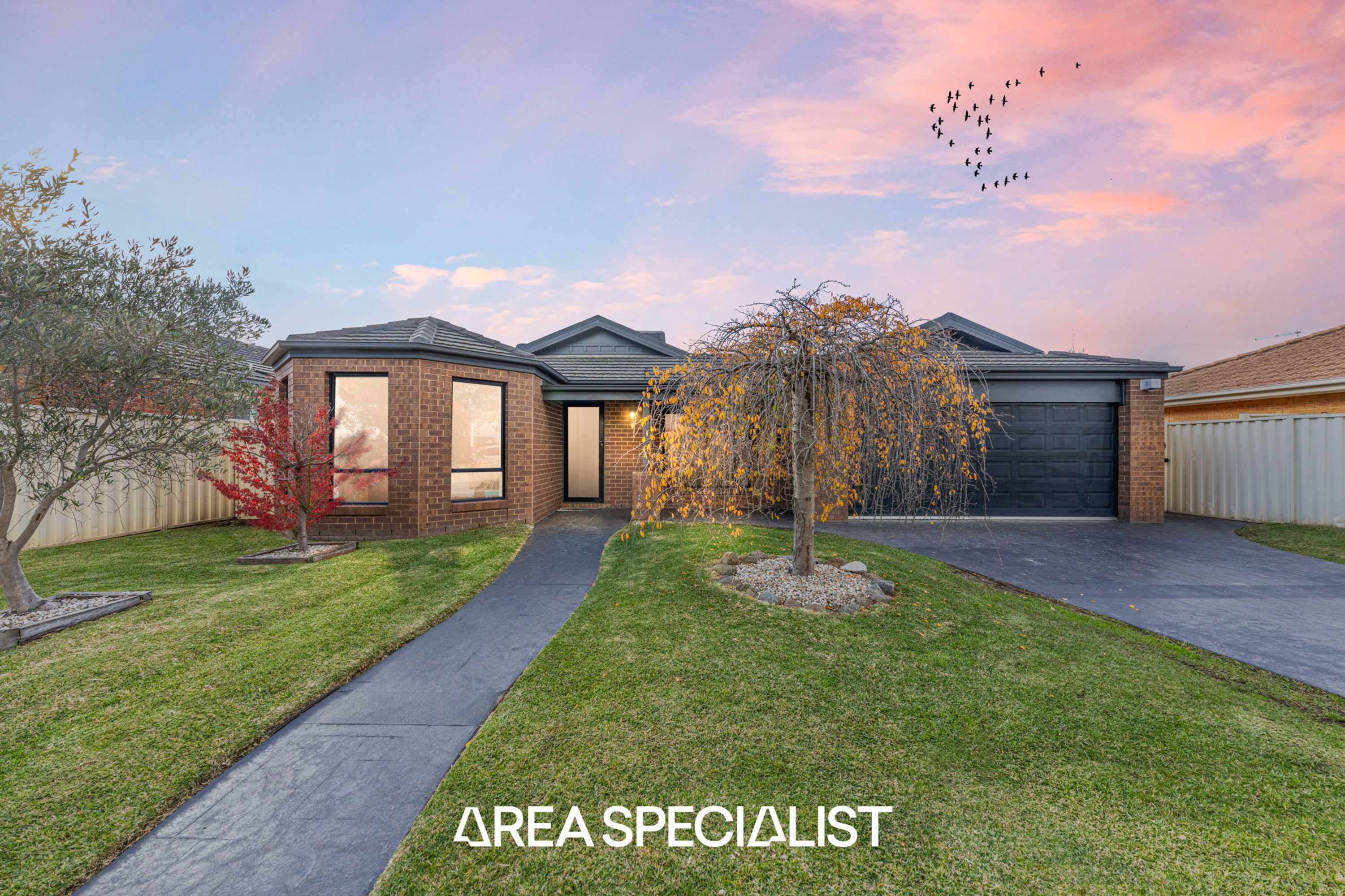15 Jacaranda Way, Pakenham - Thumbnail 2