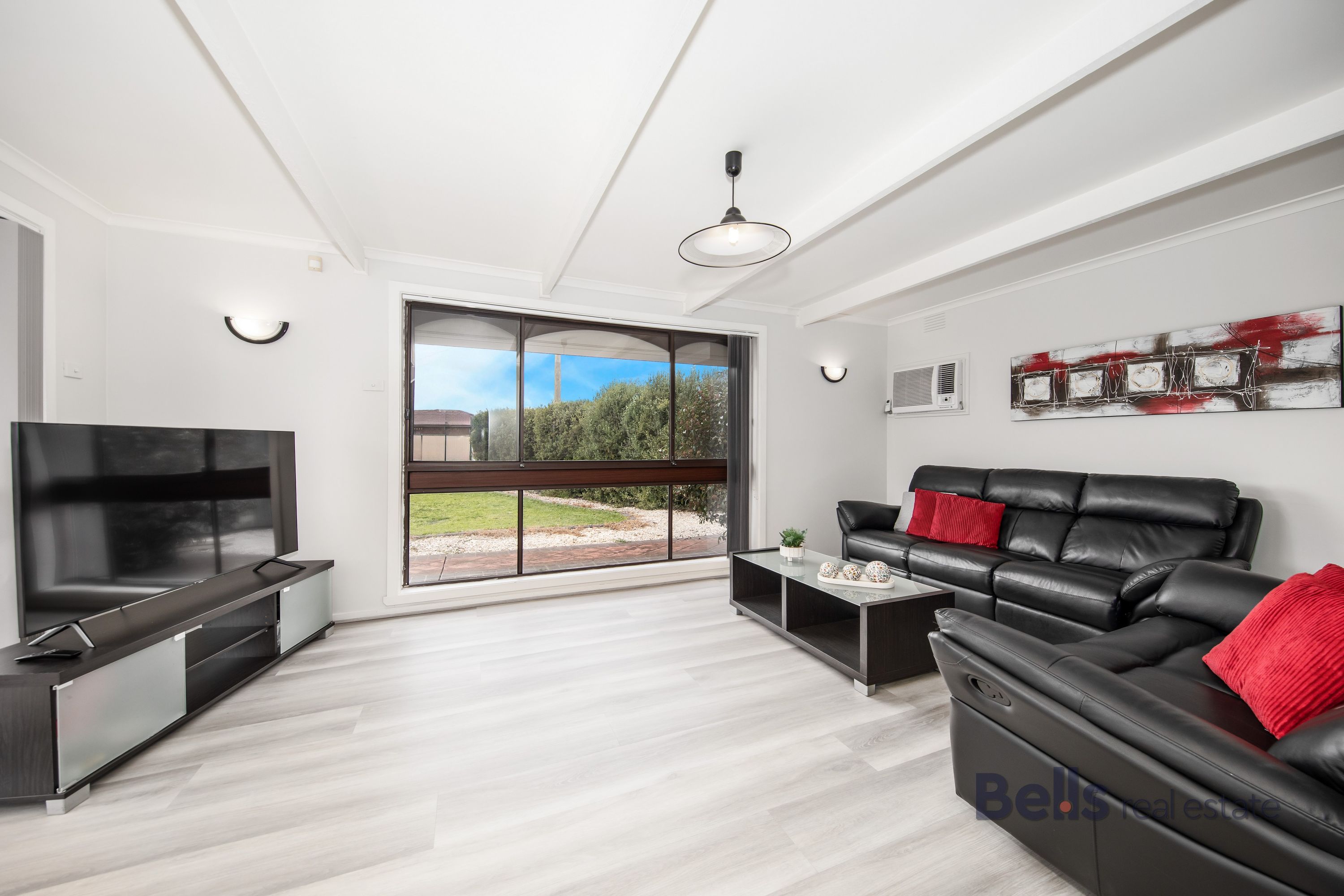 4 Stevenage Crescent, Deer Park - Thumbnail 2