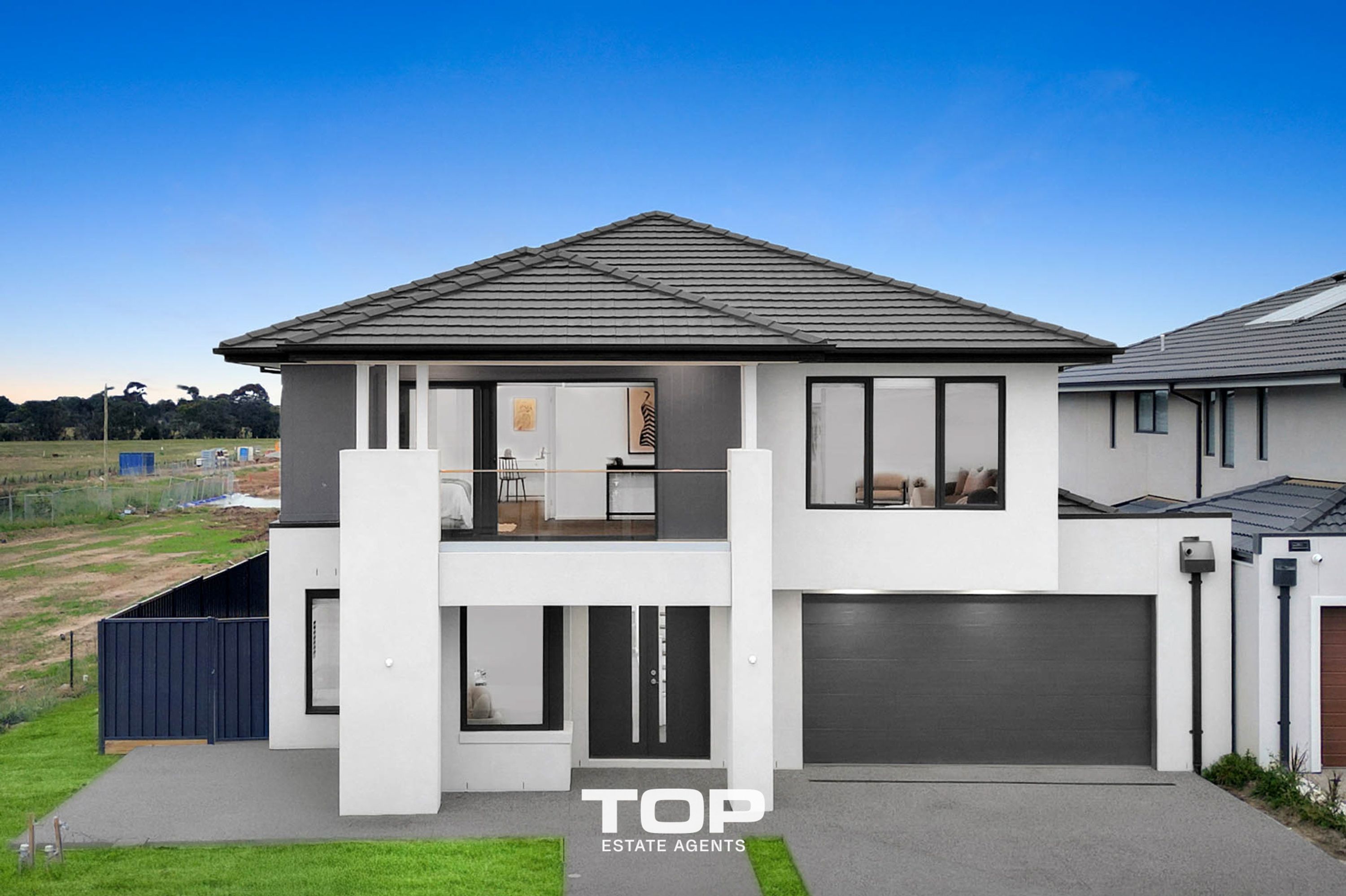 32 Cavern Boulevard, Clyde North - Thumbnail 2