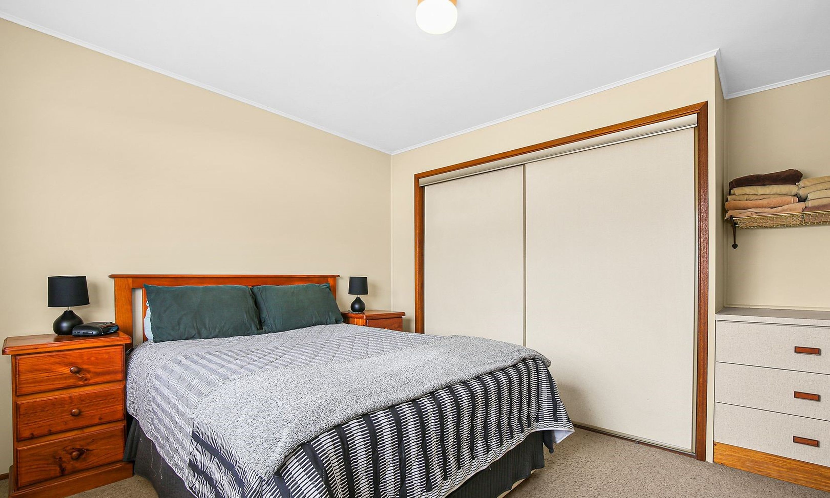 37 Shamrock Street, Smithfield - Thumbnail 5