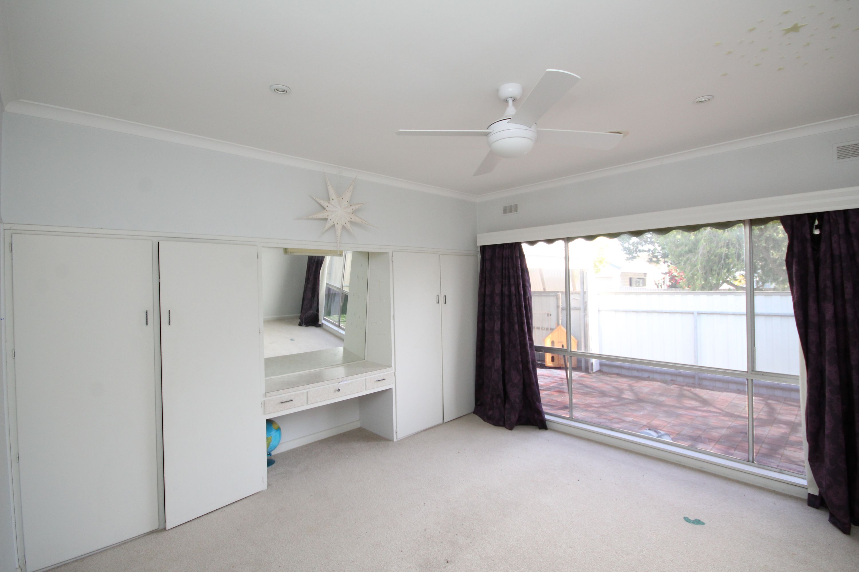 32 Gillespie Street, Horsham VIC 3400, Horsham - Thumbnail 6