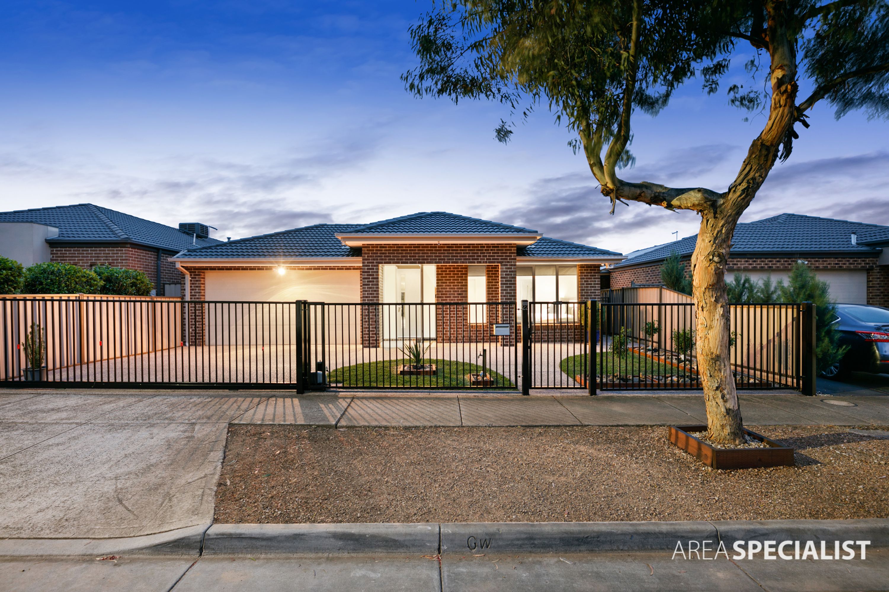22 West Highland Drive, Burnside Heights VIC 3023, Burnside Heights - Thumbnail 3