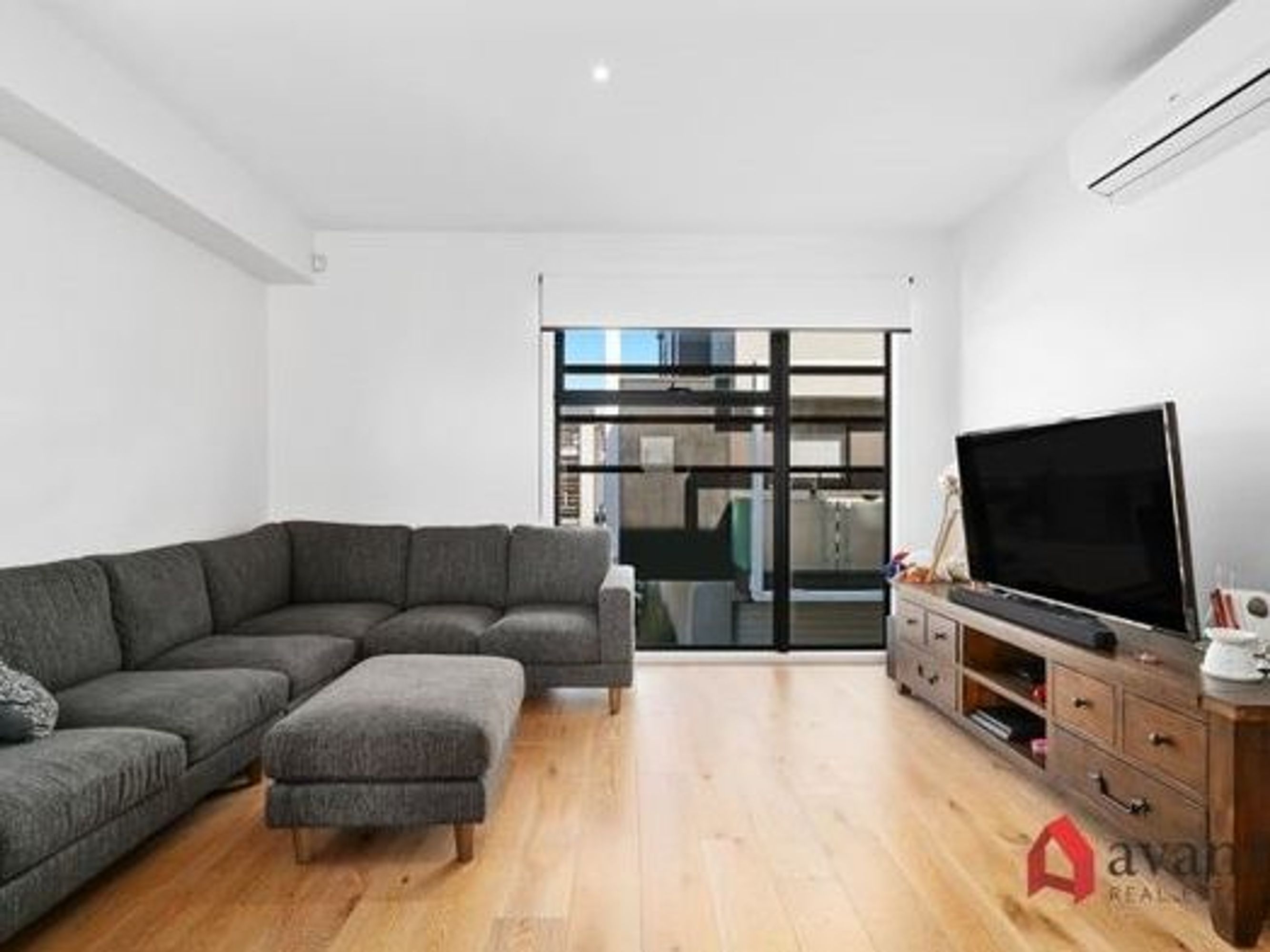 1/54 Gadd Street, Northcote - Thumbnail 5