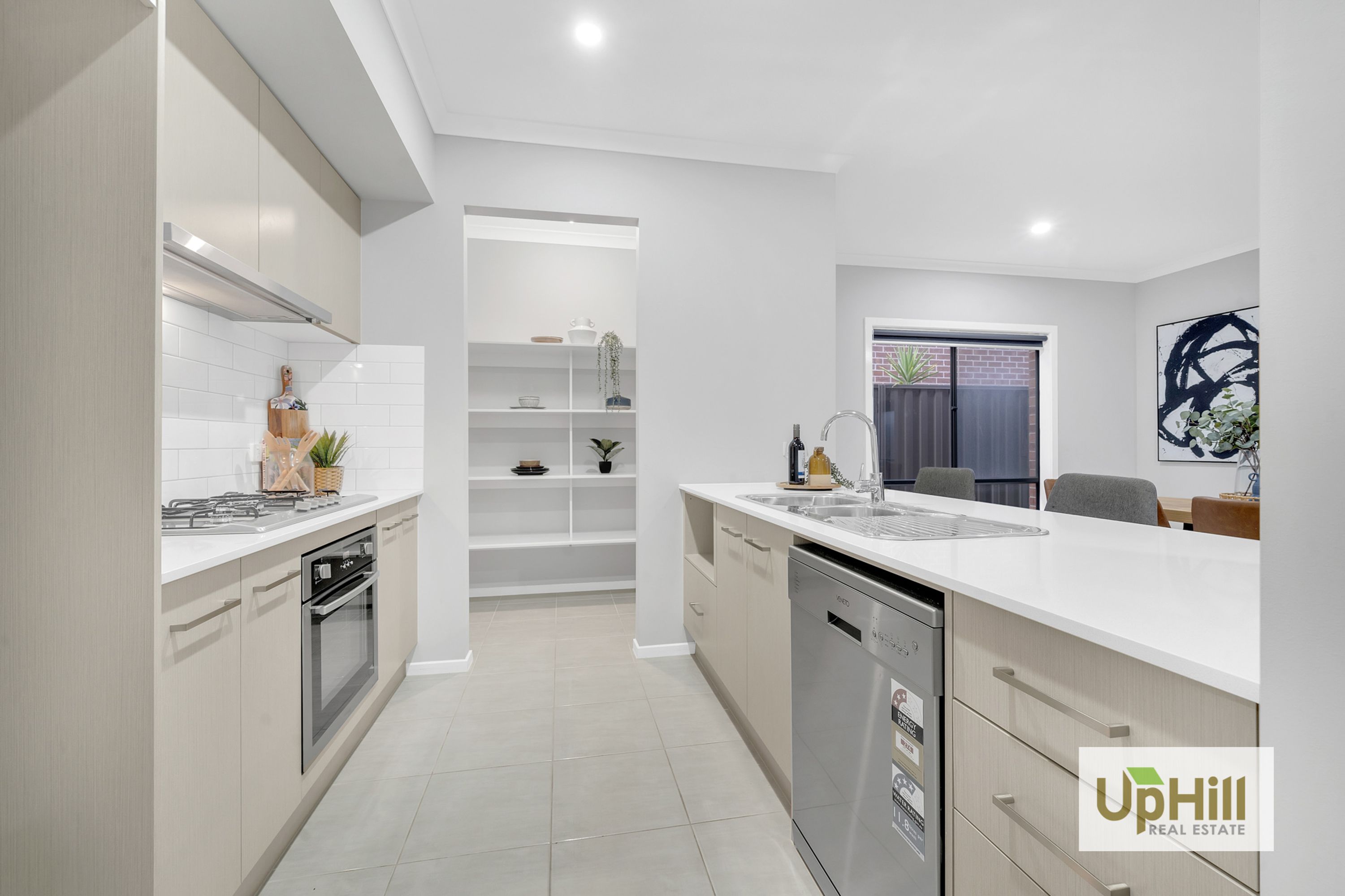 10 Portia Circuit, Clyde North - Thumbnail 5