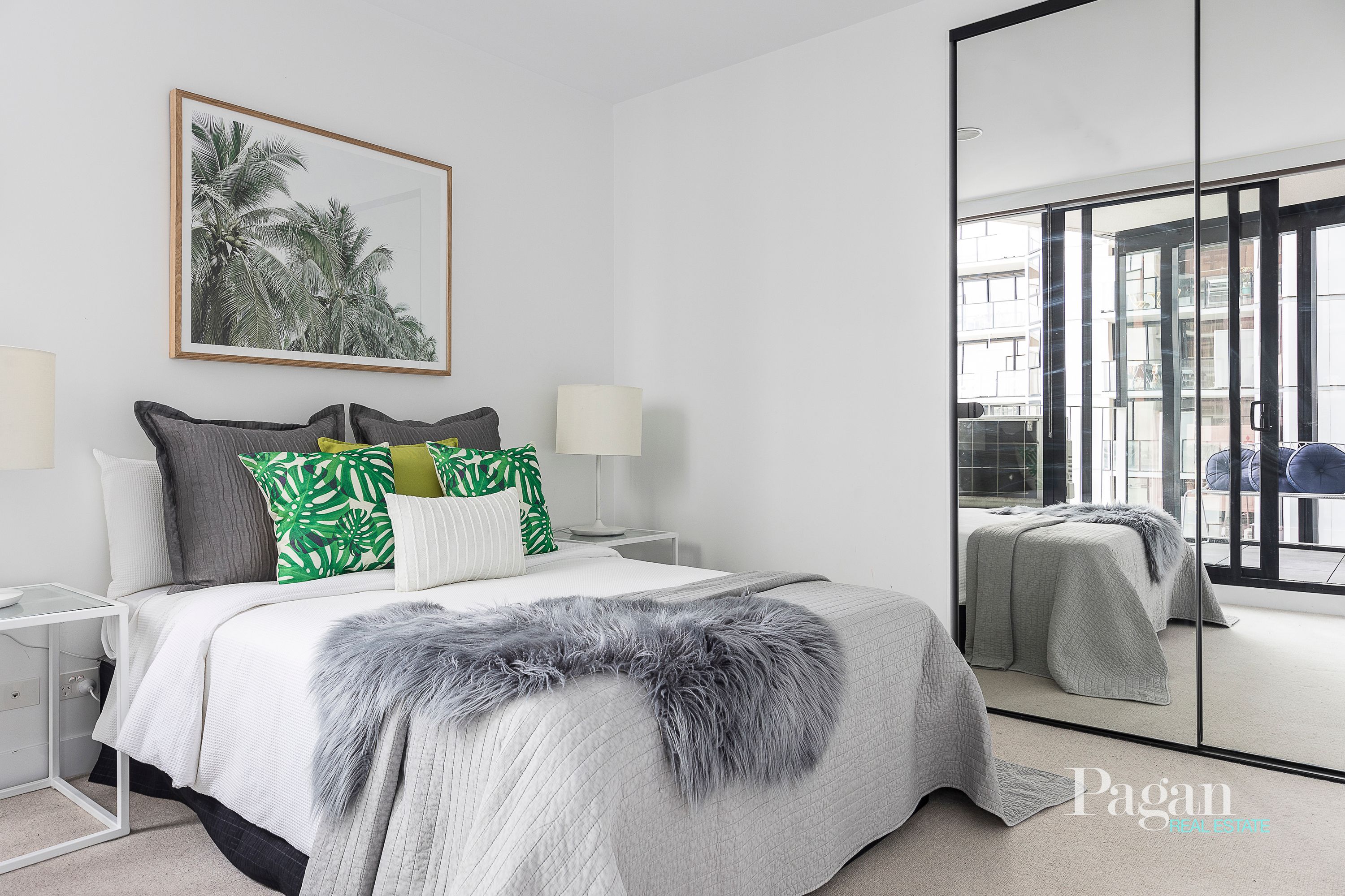 1802/677 La Trobe Street, Docklands - Thumbnail 5