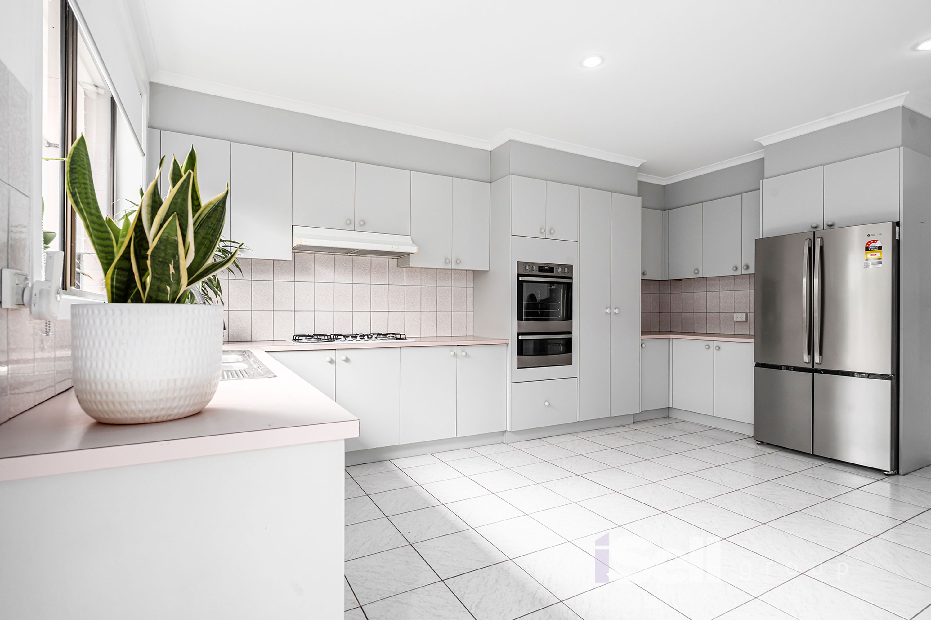 2/9 Stephenson Street, Springvale - Thumbnail 2