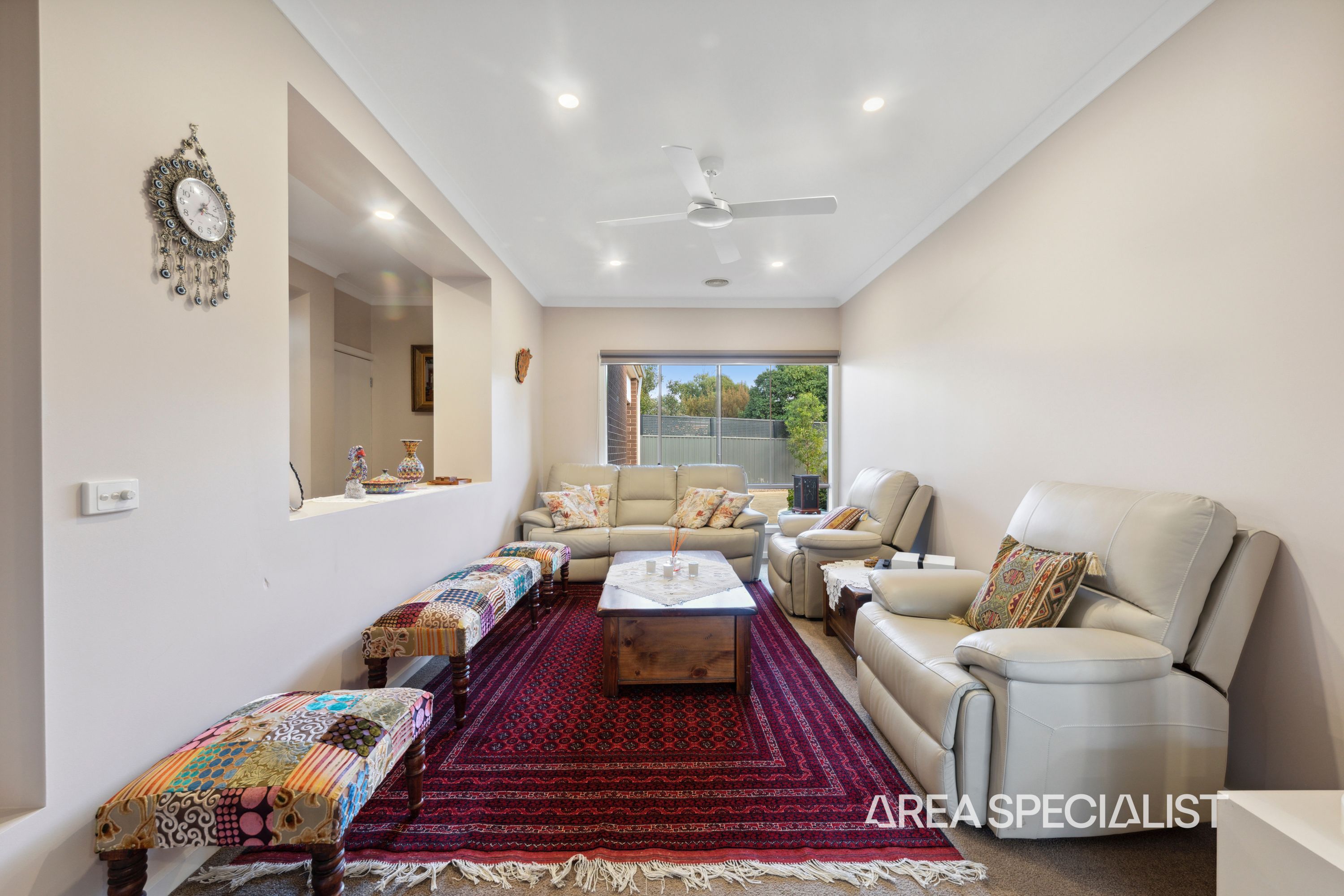 11 Delacour Crescent, Pakenham - Thumbnail 5