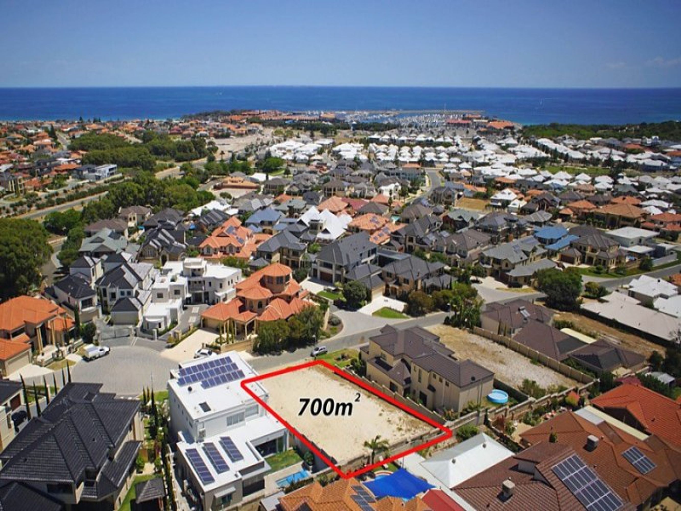 38 The Corniche, Hillarys - Thumbnail 3