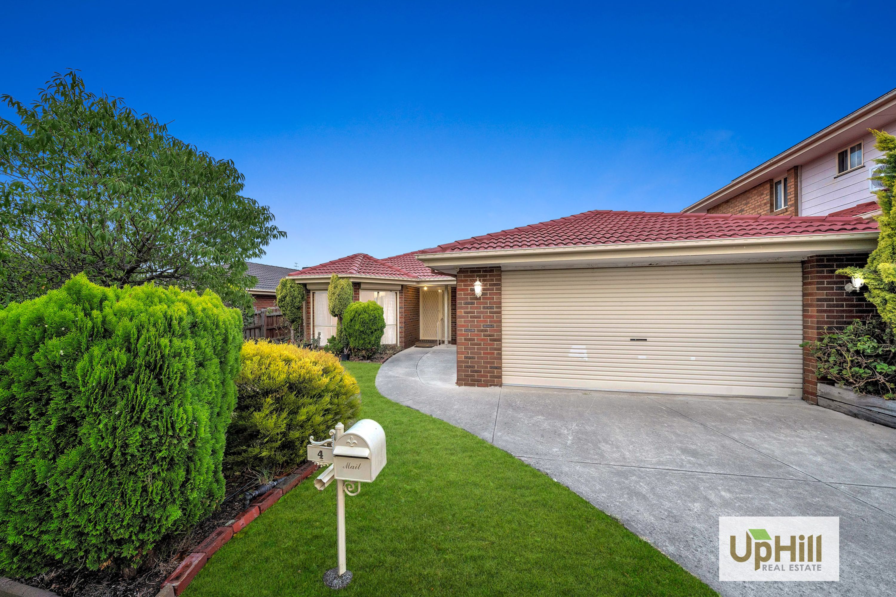 4 Oakman Way, Hampton Park - Thumbnail 2