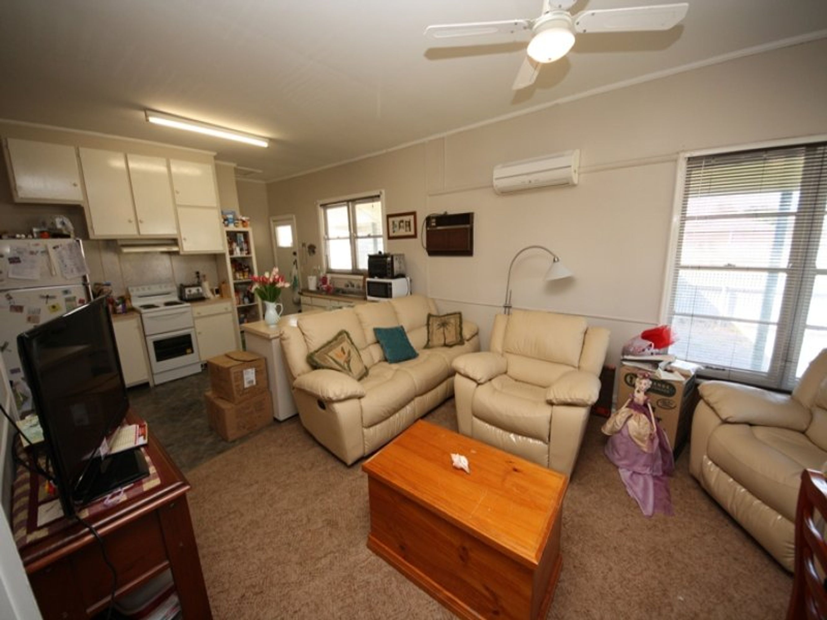 11 Glenferness Street, Nhill VIC 3418, Nhill - Thumbnail 2