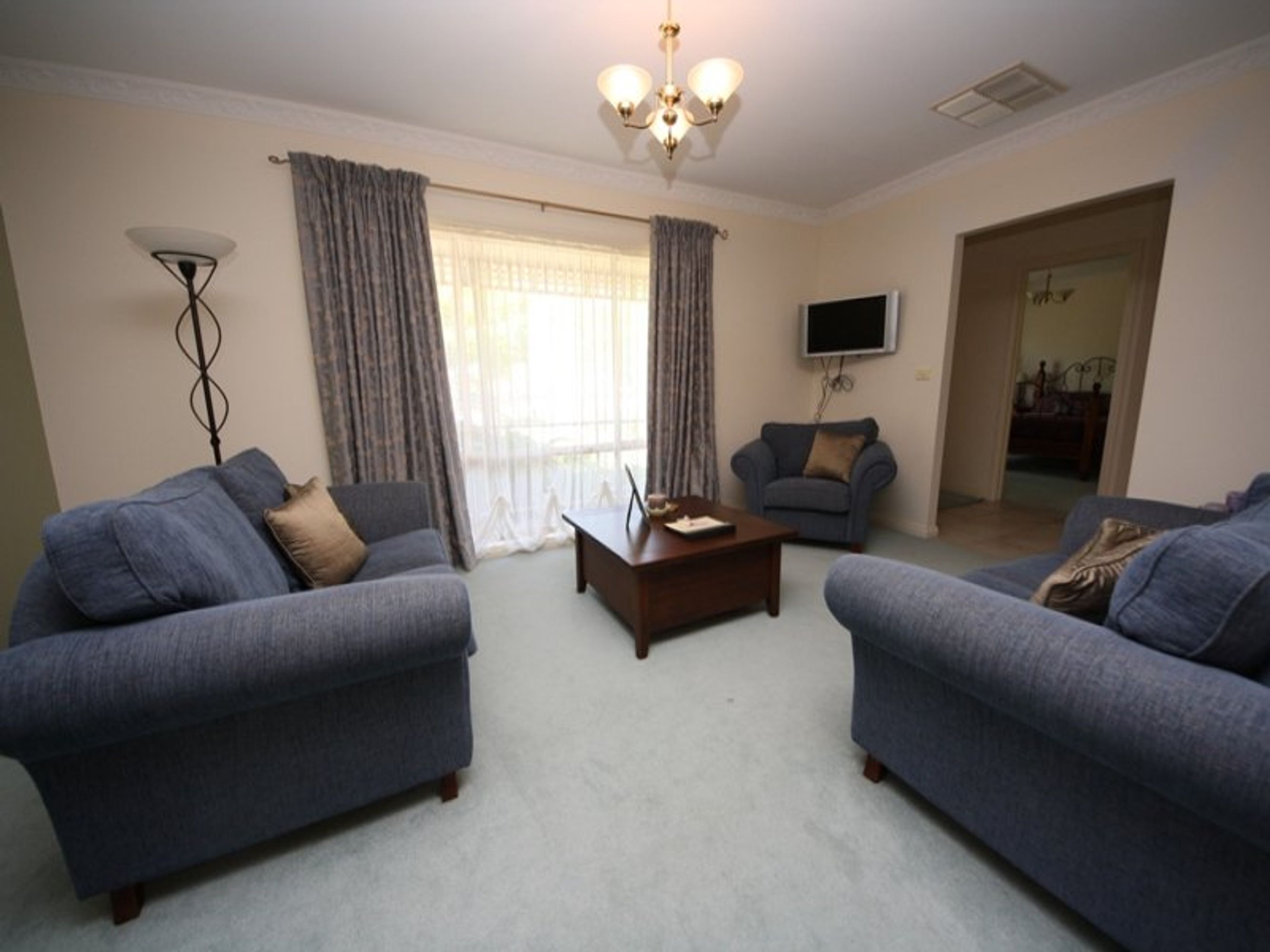 69 George Street, Nhill VIC 3418, Nhill - Thumbnail 5