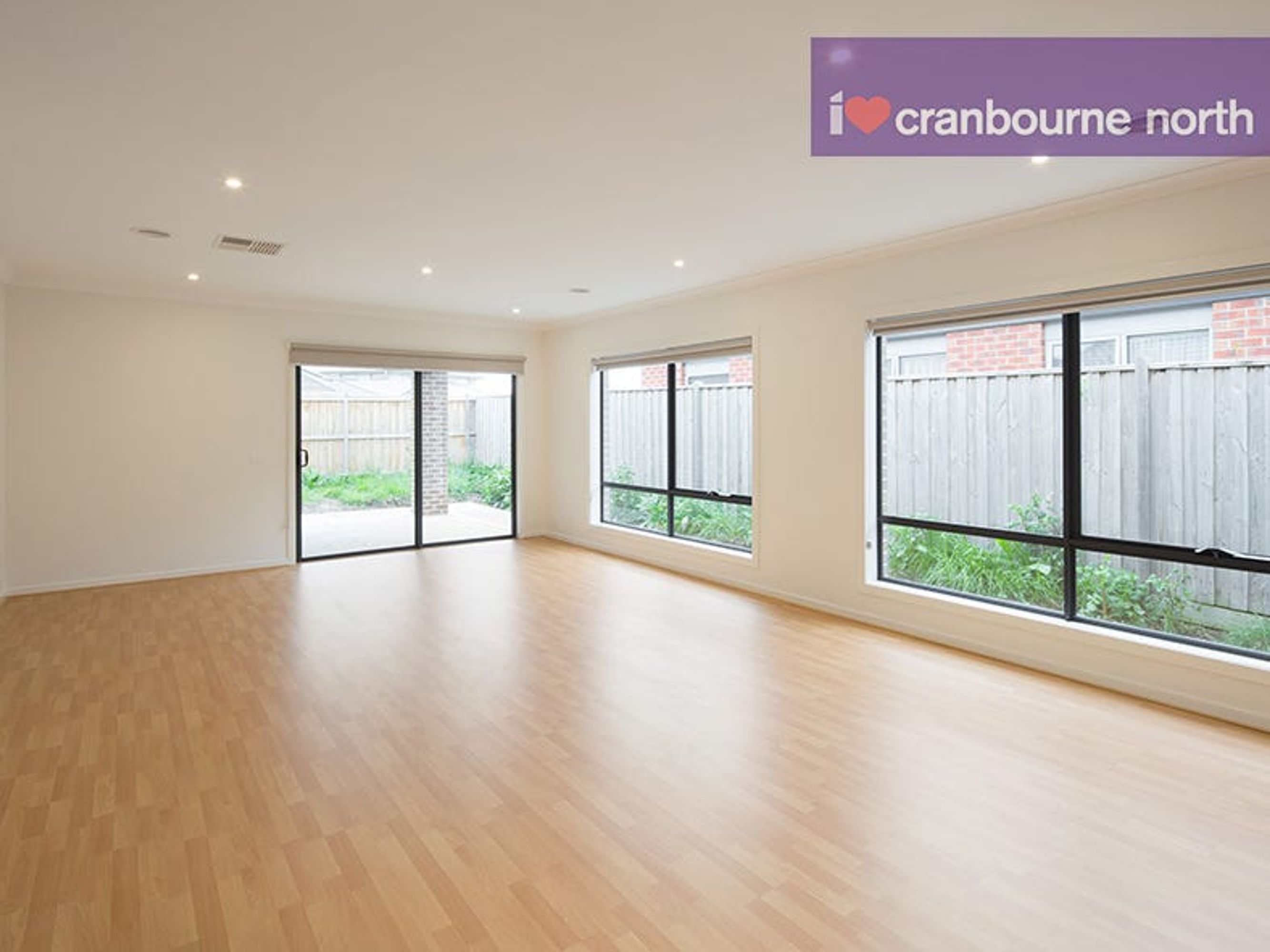 66 Mickleham Drive, Cranbourne North - Thumbnail 6